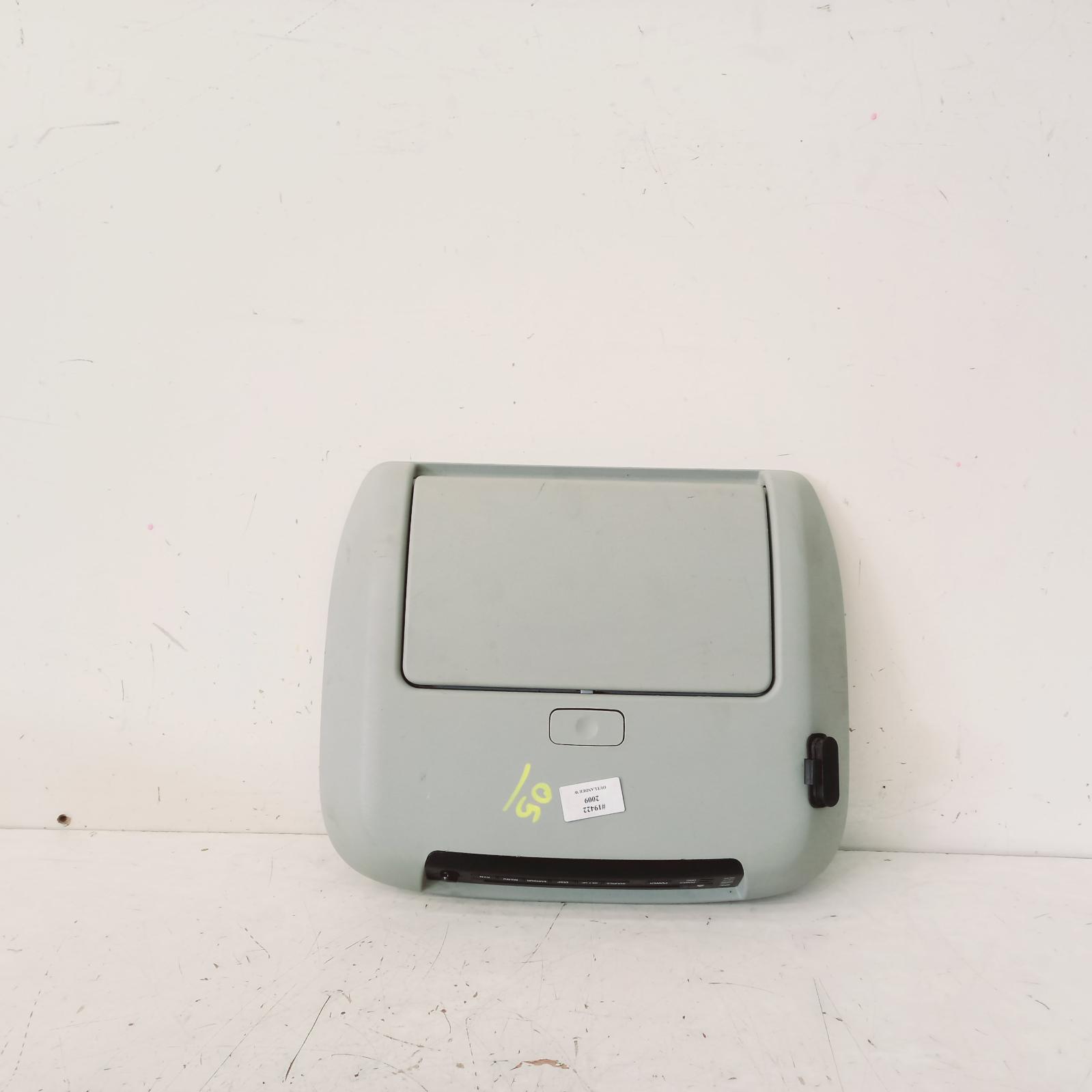 View Auto part Radio/Cd/Dvd/Sat/Tv Mitsubishi Outlander 2009