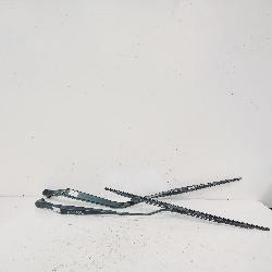 View Auto part Wiper Arm Mitsubishi Outlander 2009