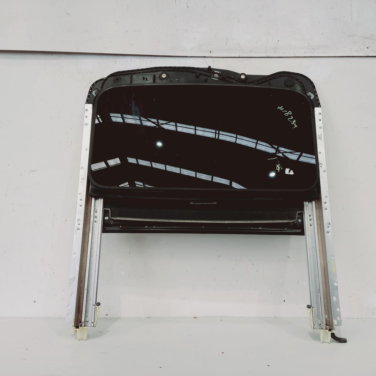 View Auto part Roof Glass/Sunroof/T Jeep Cherokee 2012