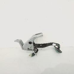 View Auto part Pedal Assembly Kia Cerato 2014