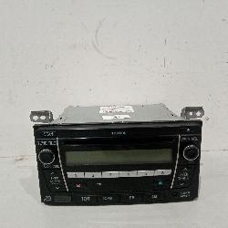 View Auto part Radio/Cd/Dvd/Sat/Tv Toyota Hiace 2011