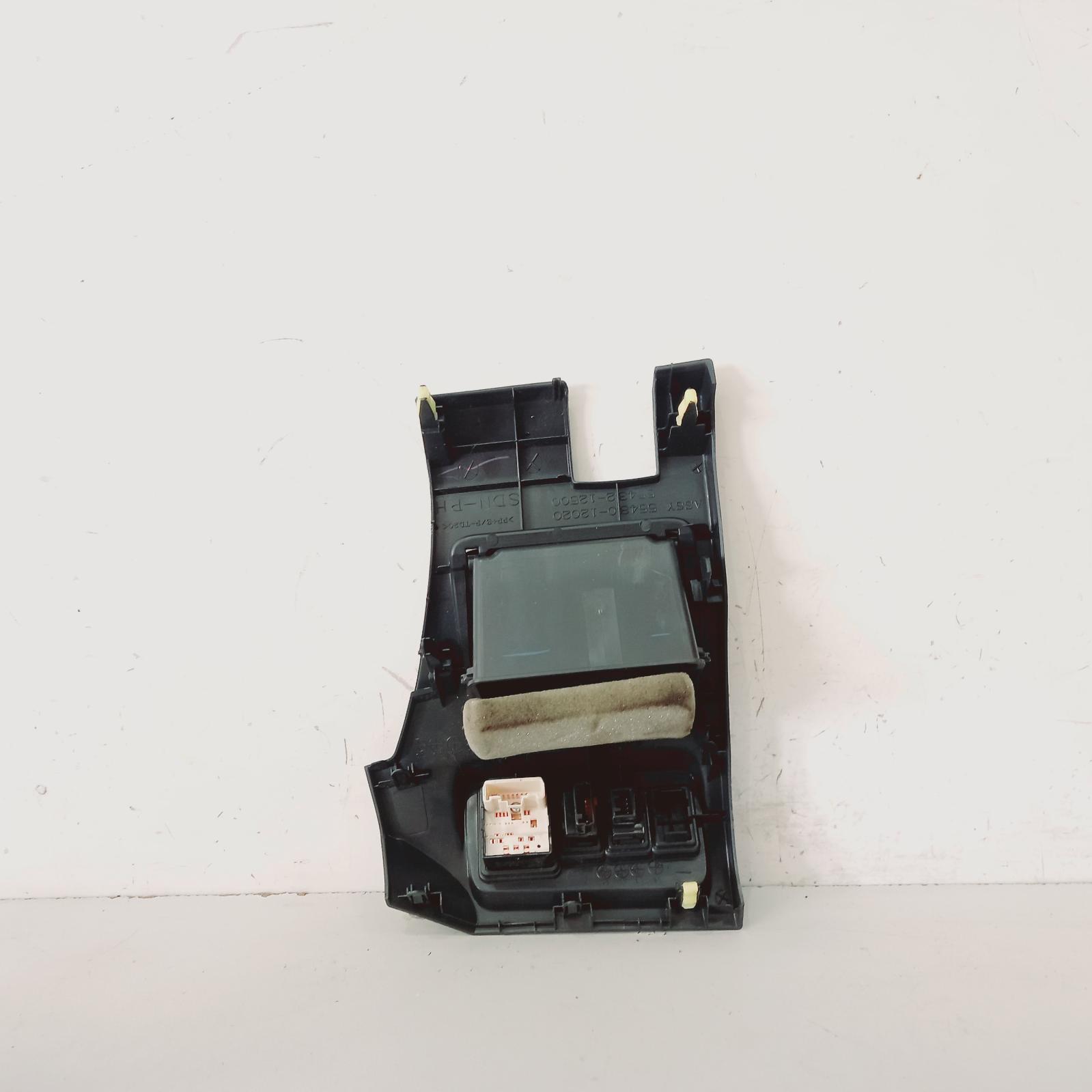 2010 Toyota Corolla Misc Switch/Relay View Auto part Misc Switch/Relay Toyota Corolla 2010
