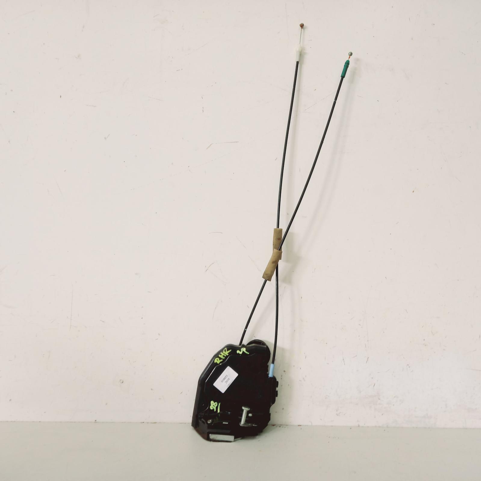2010 Toyota Corolla Door/Boot/Gate Lock View Auto part Door/Boot/Gate Lock Toyota Corolla 2010