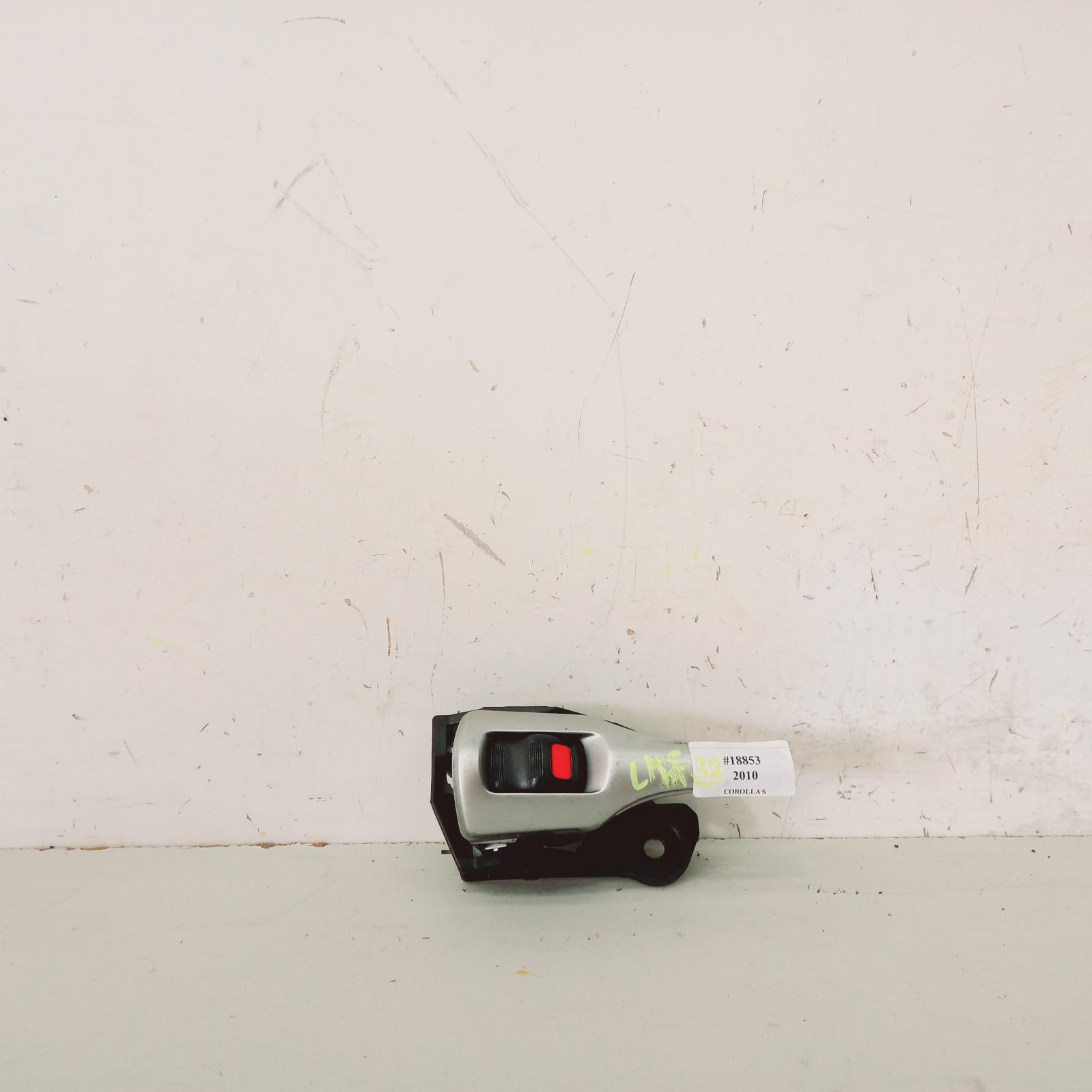 View Auto part Door Handle Toyota Corolla 2010