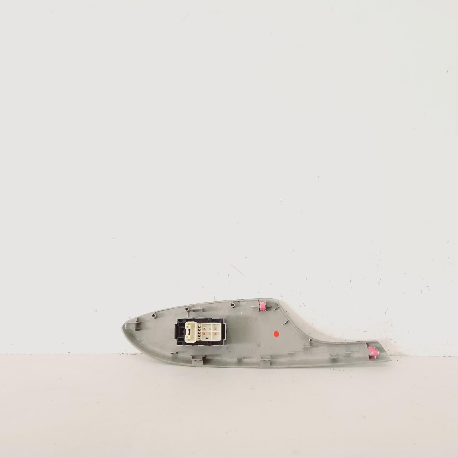 2010 Toyota Corolla Pwr Dr Wind Switch View Auto part Pwr Dr Wind Switch Toyota Corolla 2010
