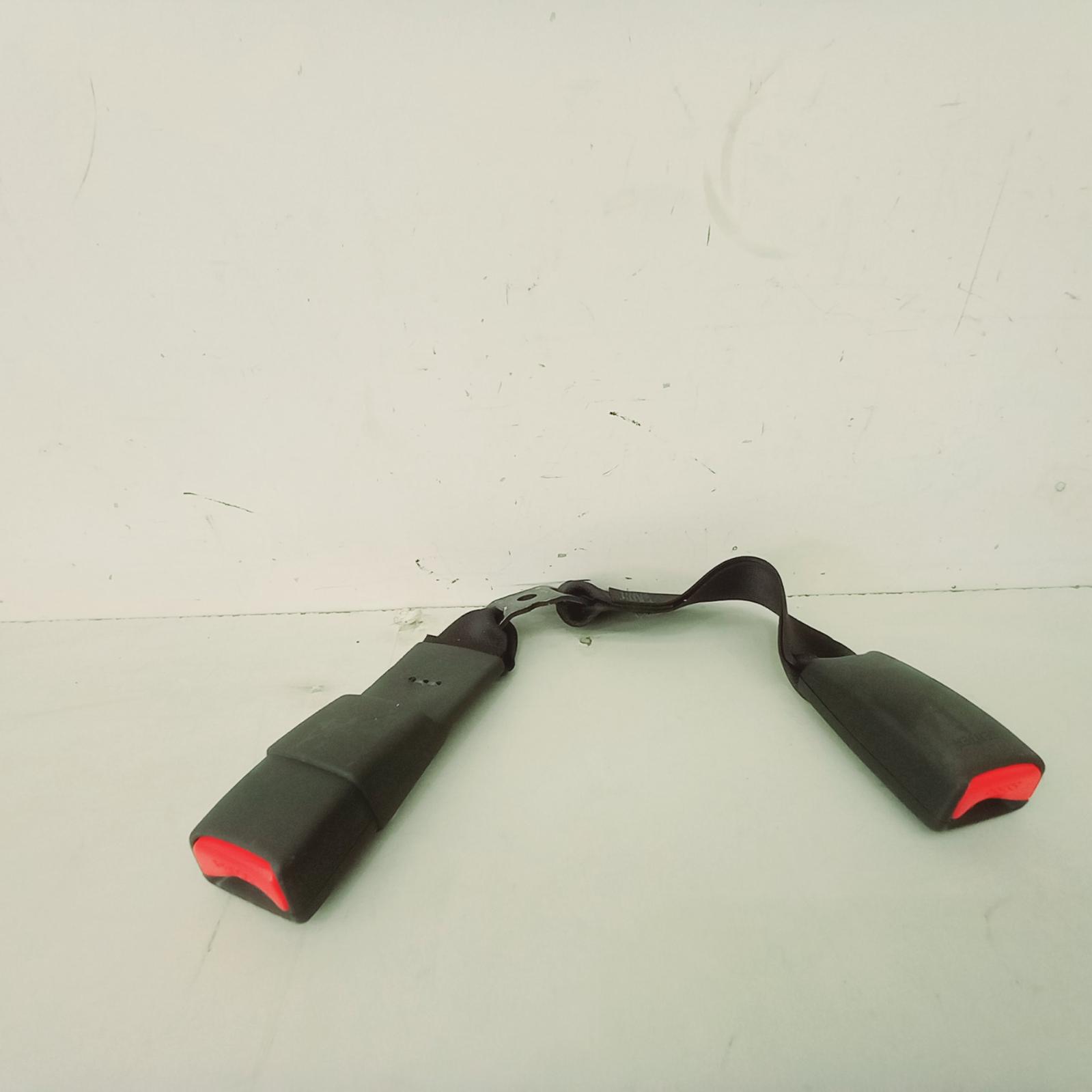 View Auto part Seatbelt/Stalk Toyota Corolla 2010