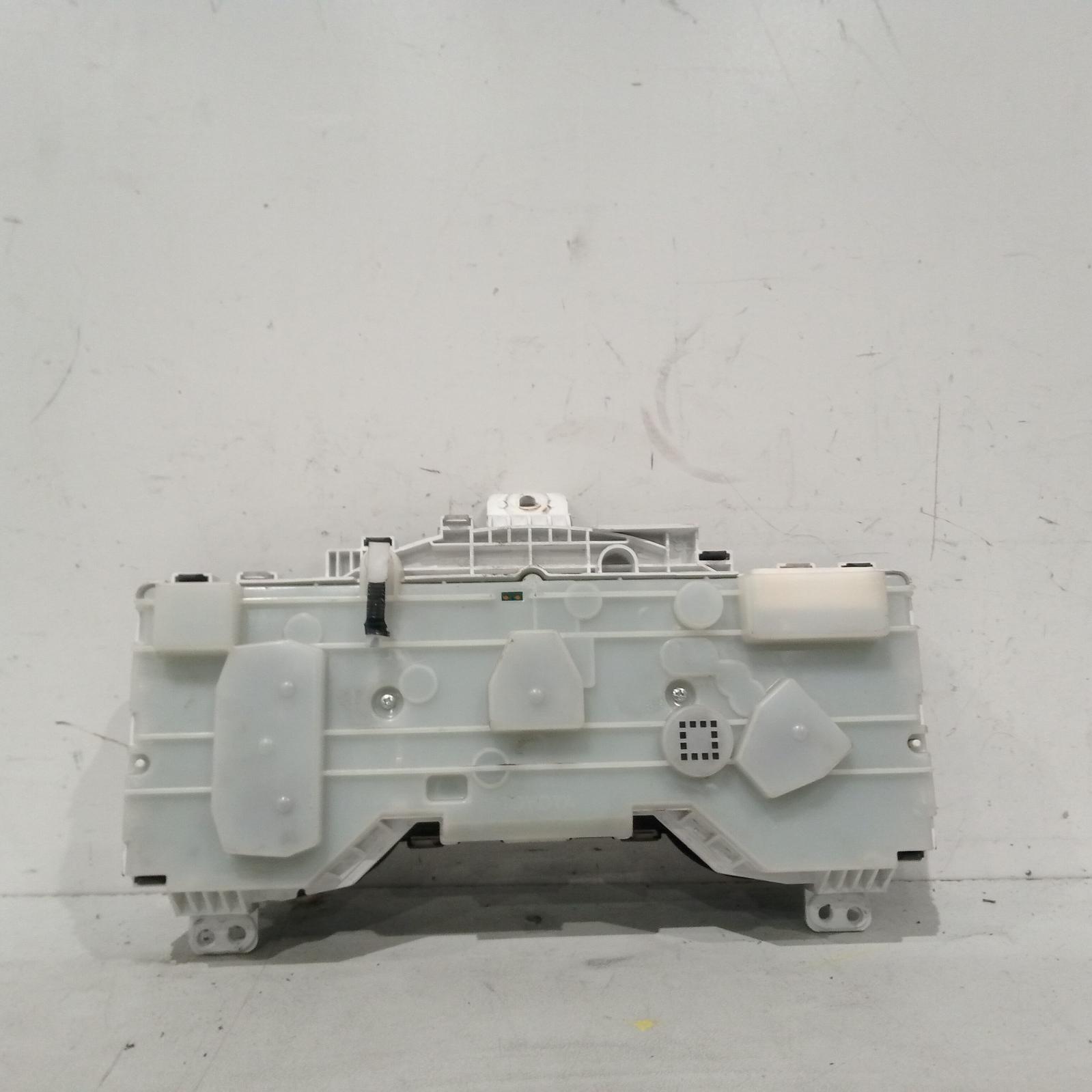 View Auto part Instrument Cluster Toyota Hilux 2008