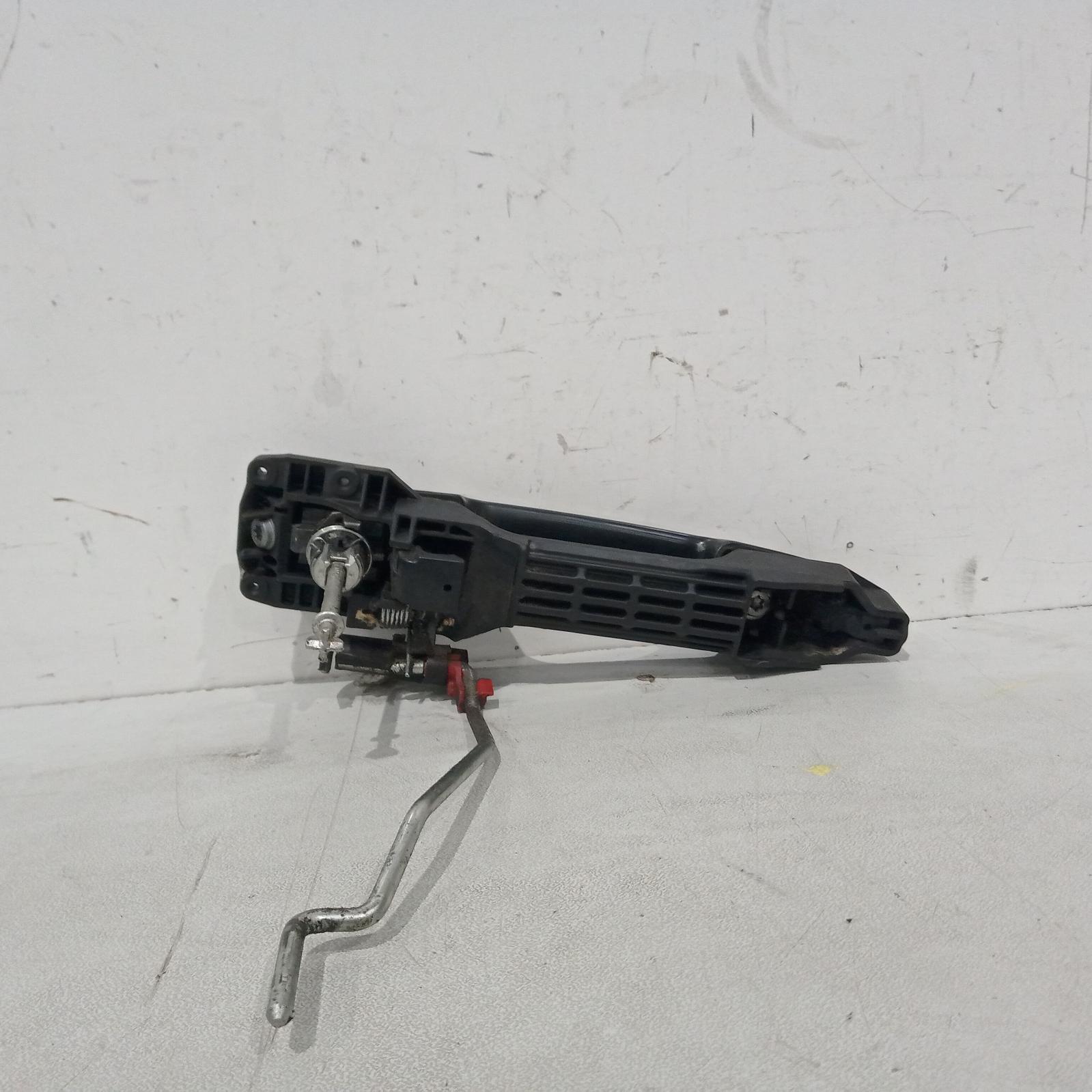 View Auto part Door Handle Toyota Hilux 2008