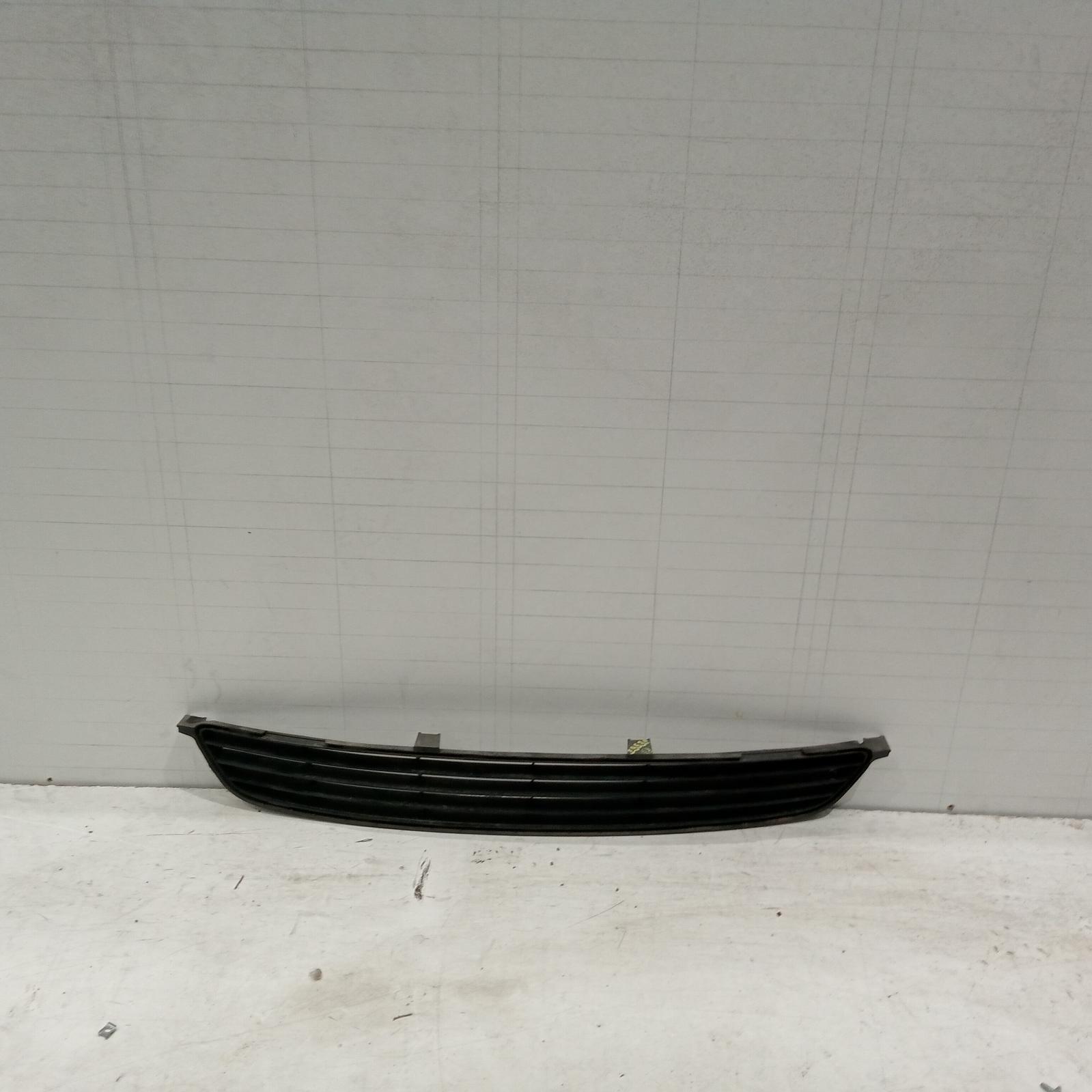 View Auto part Grille Toyota Corolla 2010