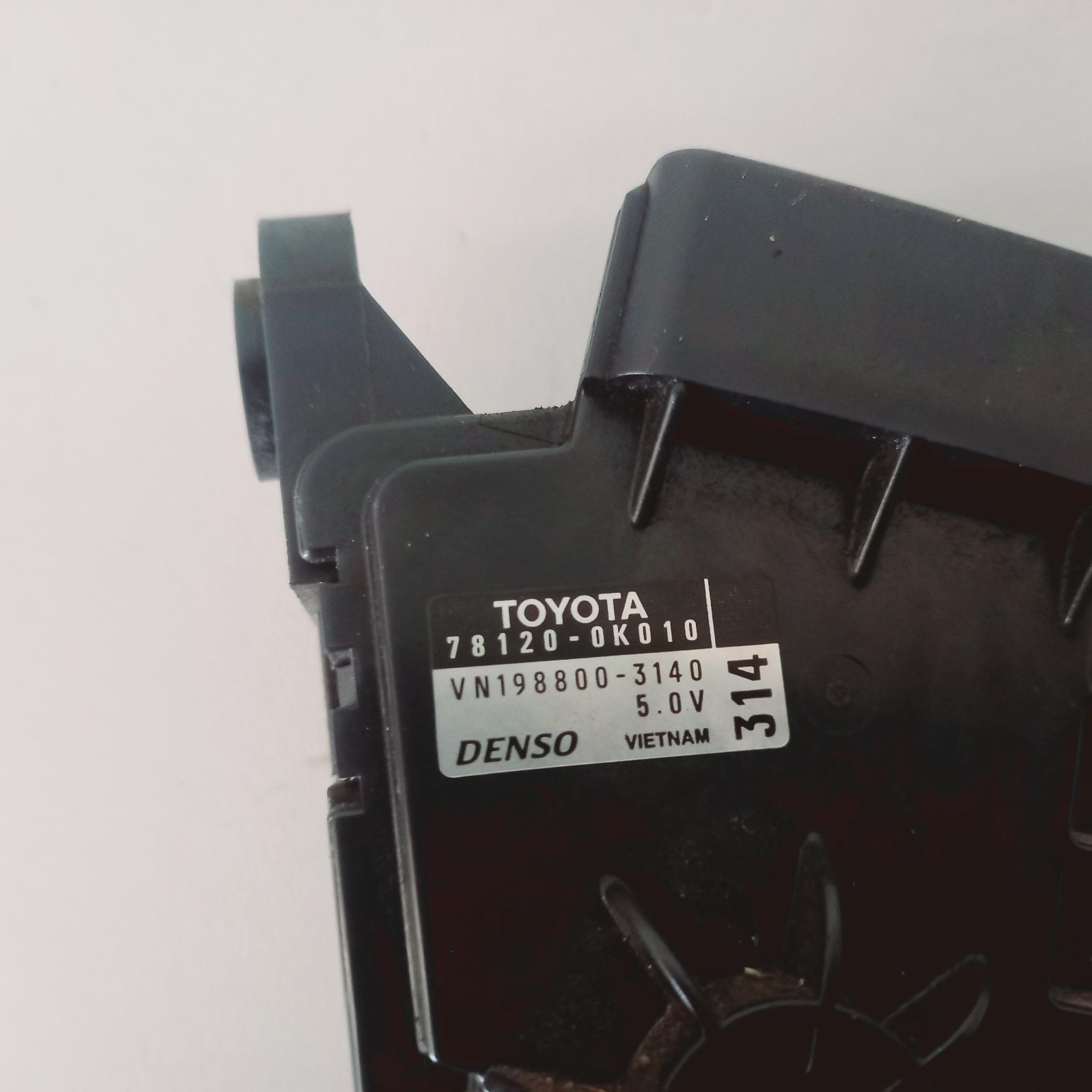 View Auto part Pedal Assembly Toyota Hilux 2008