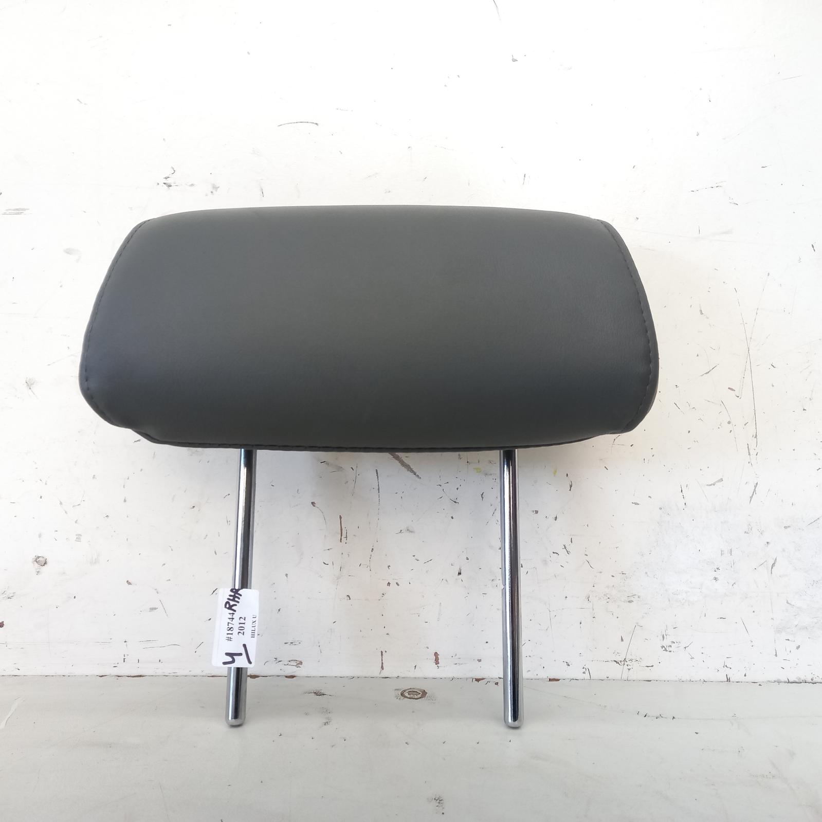 View Auto part Headrest Toyota Hilux 2012