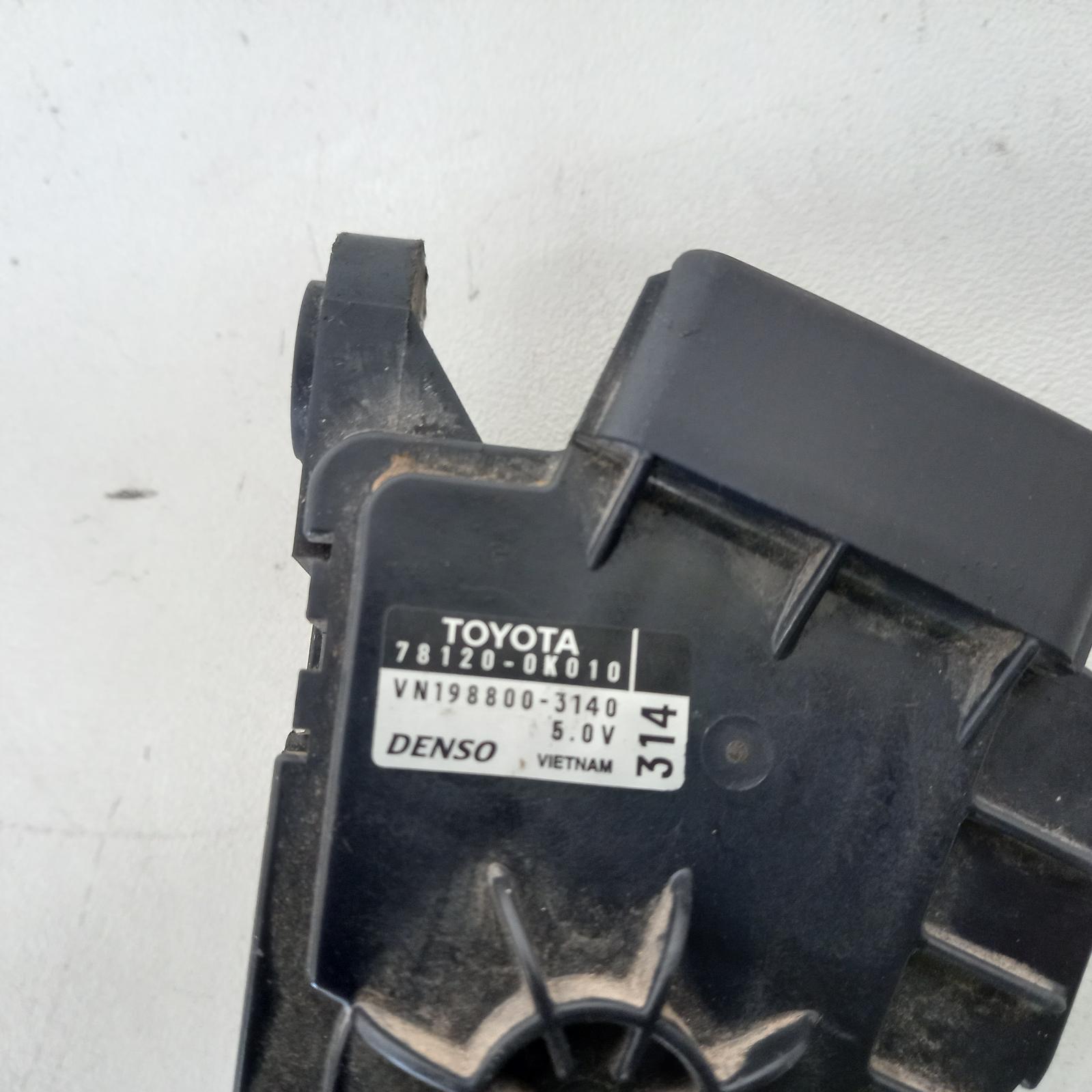 View Auto part Pedal Assembly Toyota Hilux 2013