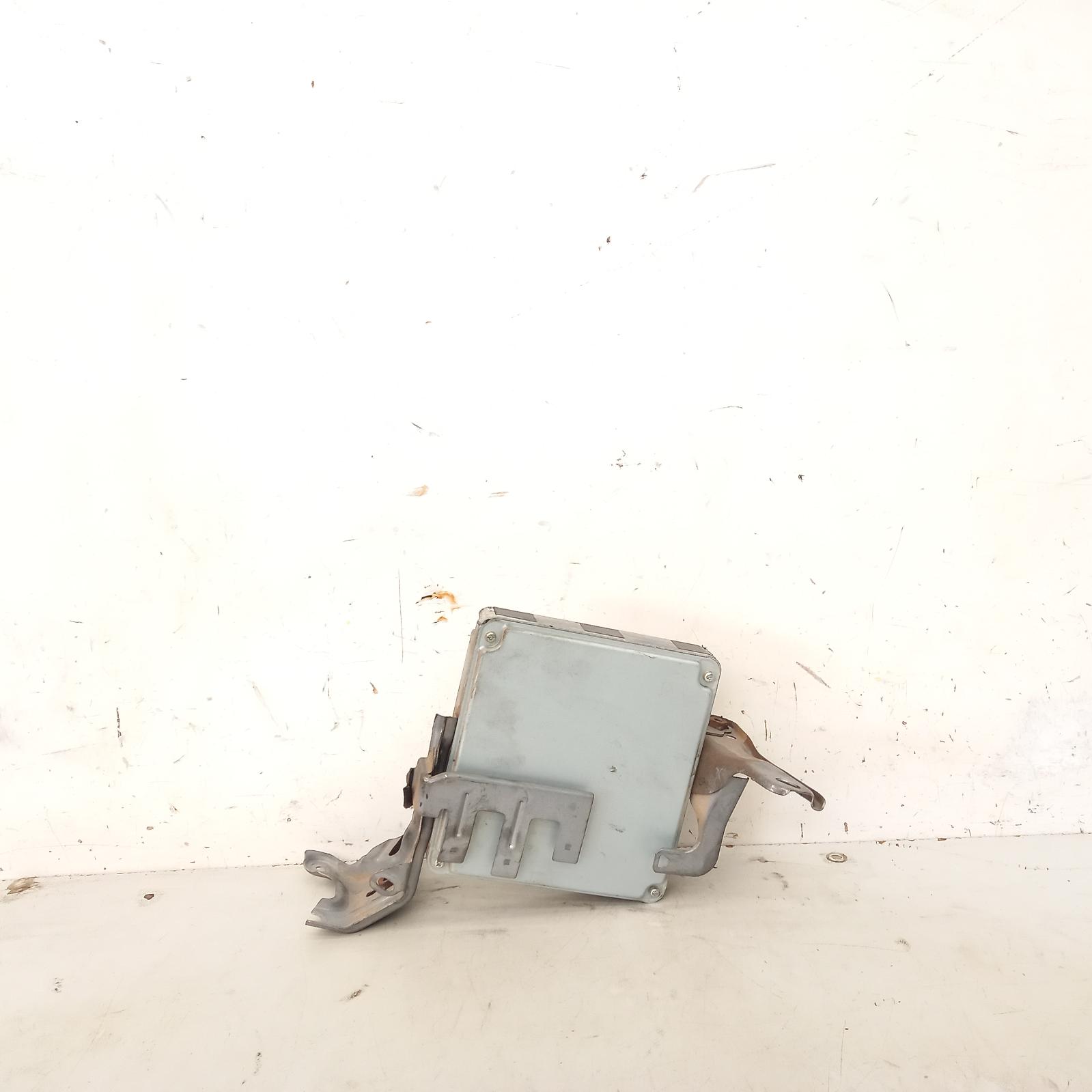 2013 Toyota Hilux Ecu View Auto part Ecu Toyota Hilux 2013