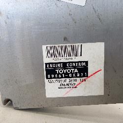 View Auto part Ecu Toyota Hilux 2013