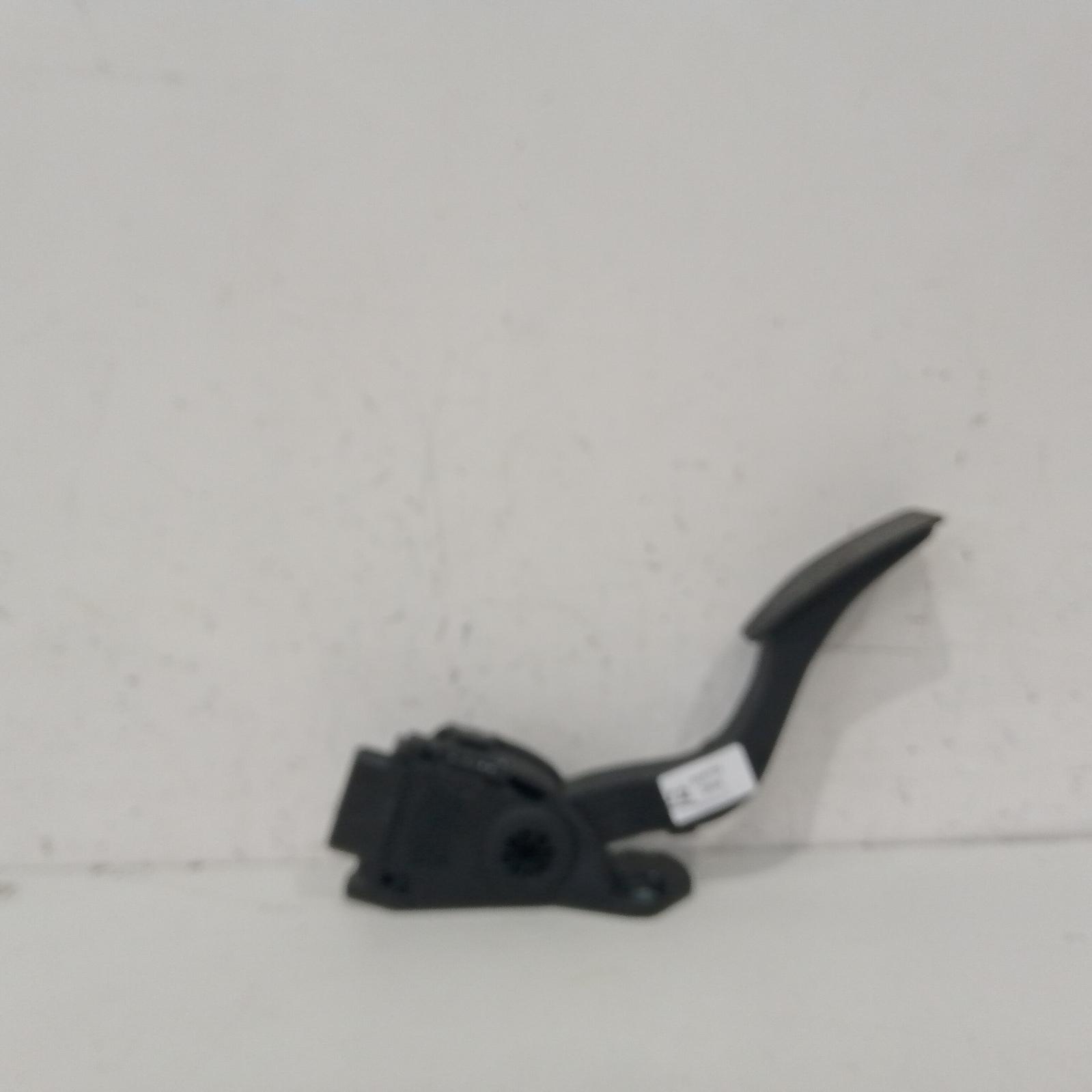 View Auto part Pedal Assembly Suzuki Vitara 2010