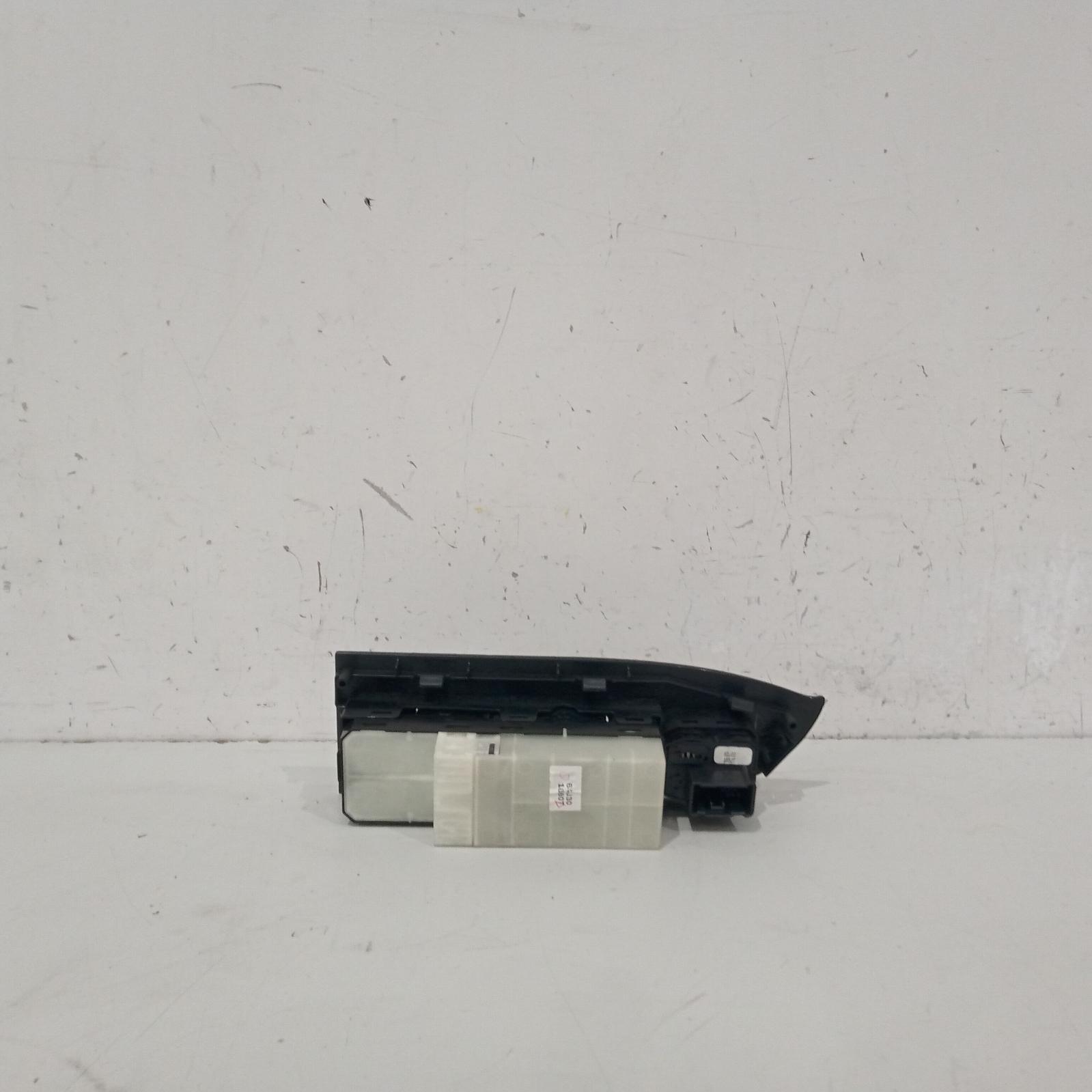View Auto part Pwr Dr Wind Switch Suzuki Vitara 2010