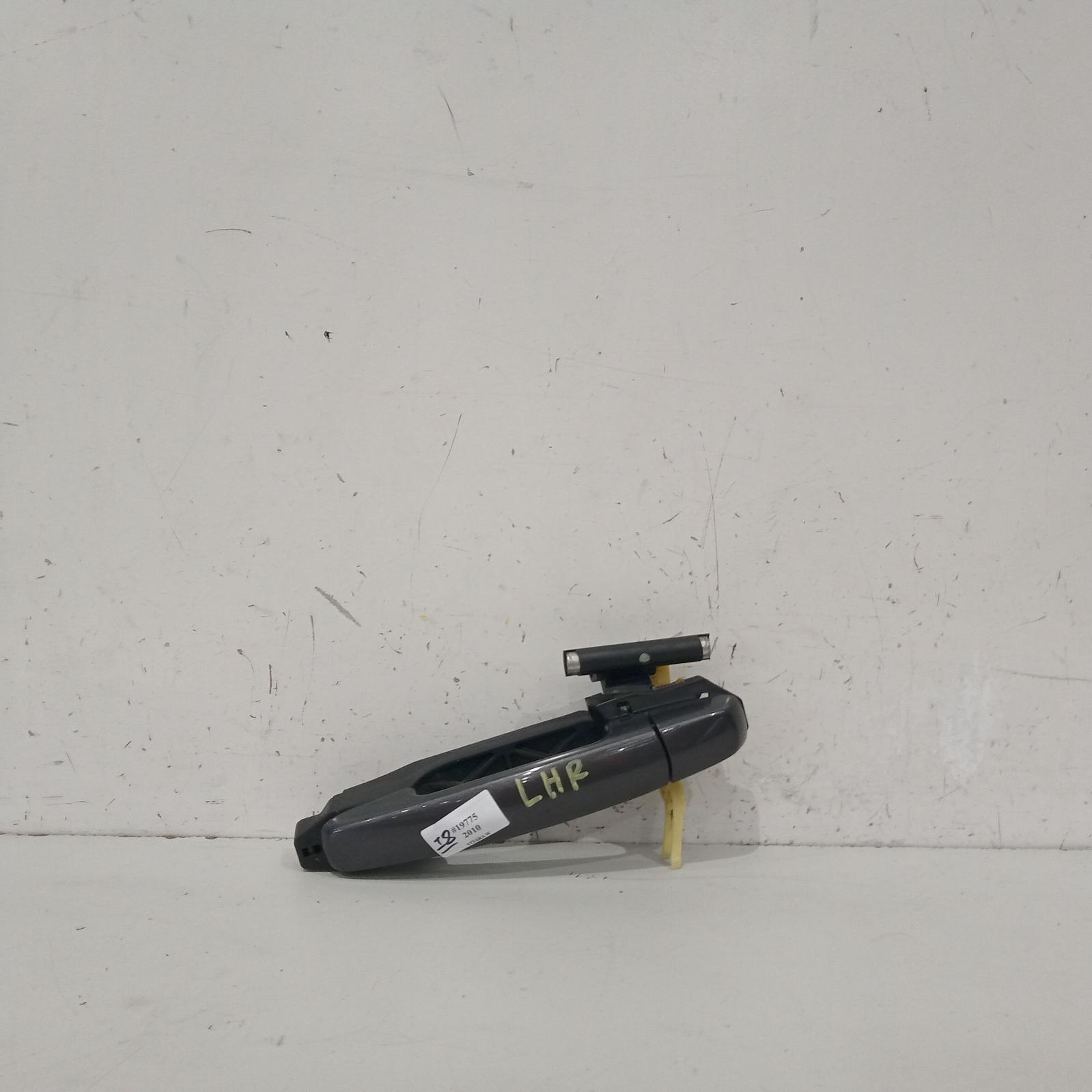 View Auto part Door Handle Suzuki Vitara 2010