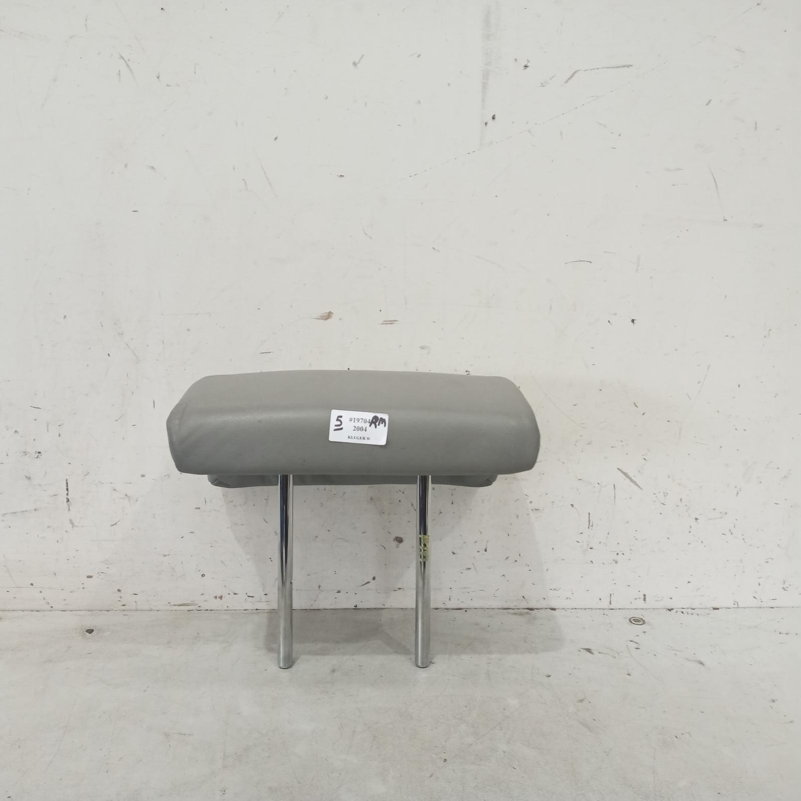 View Auto part Headrest Toyota Kluger 2004