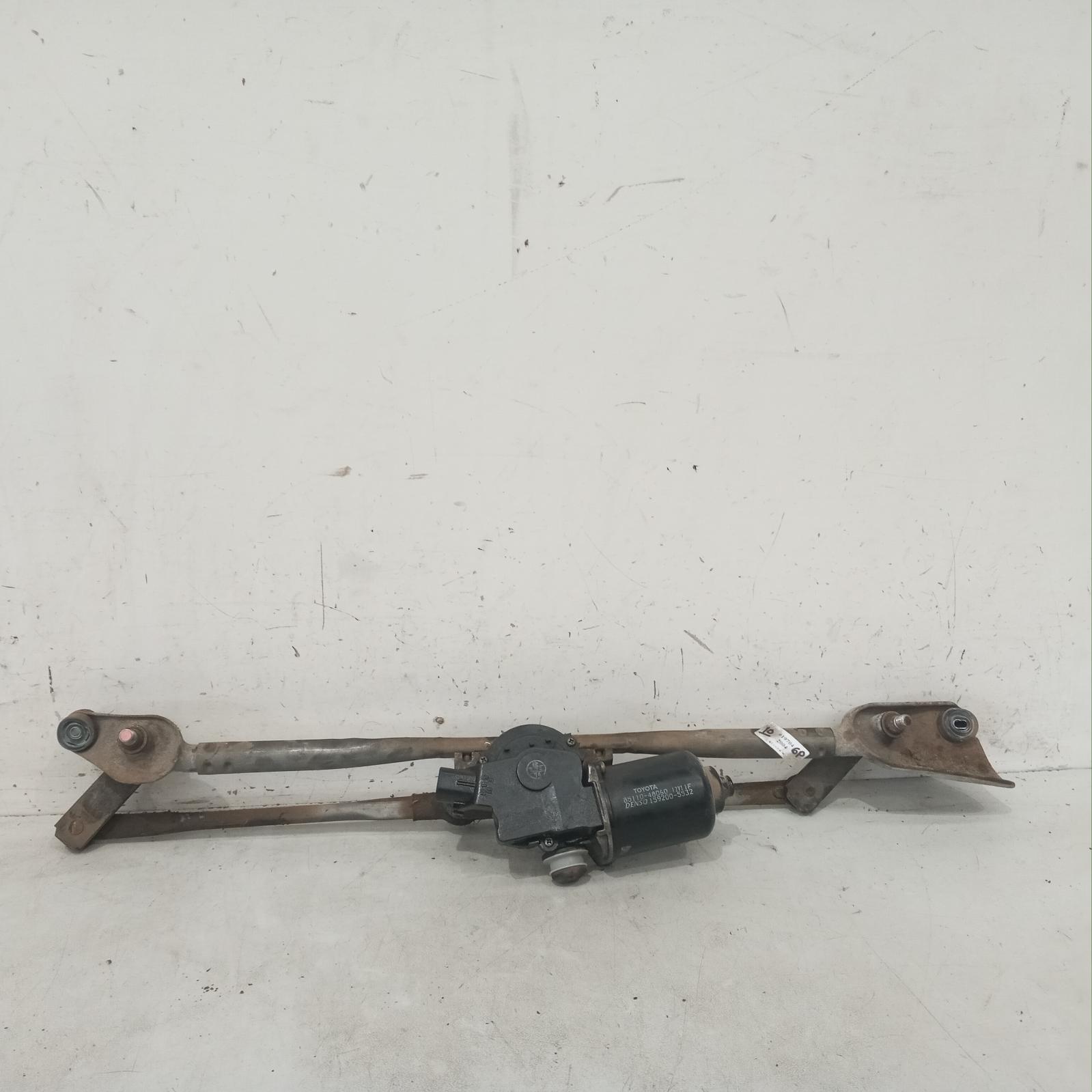 View Auto part Wiper Motor Toyota Kluger 2004