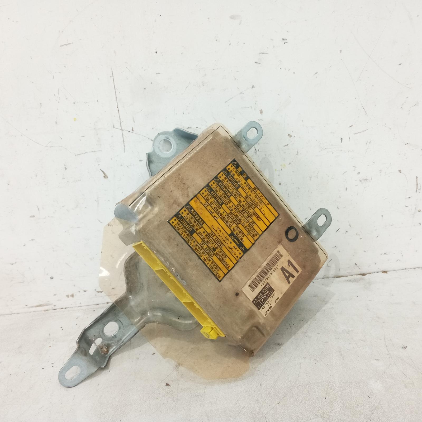 View Auto part Airbag Module/Sensor Toyota Kluger 2004