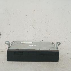 View Auto part Radio/Cd/Dvd/Sat/Tv Toyota Kluger 2004