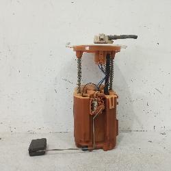 View Auto part Fuel Sending Unit Toyota Kluger 2004