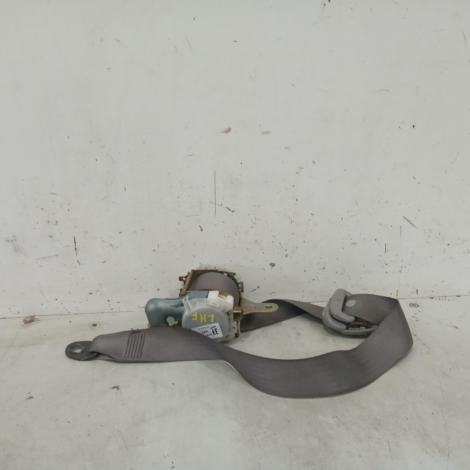 View Auto part Seatbelt/Stalk Toyota Kluger 2004
