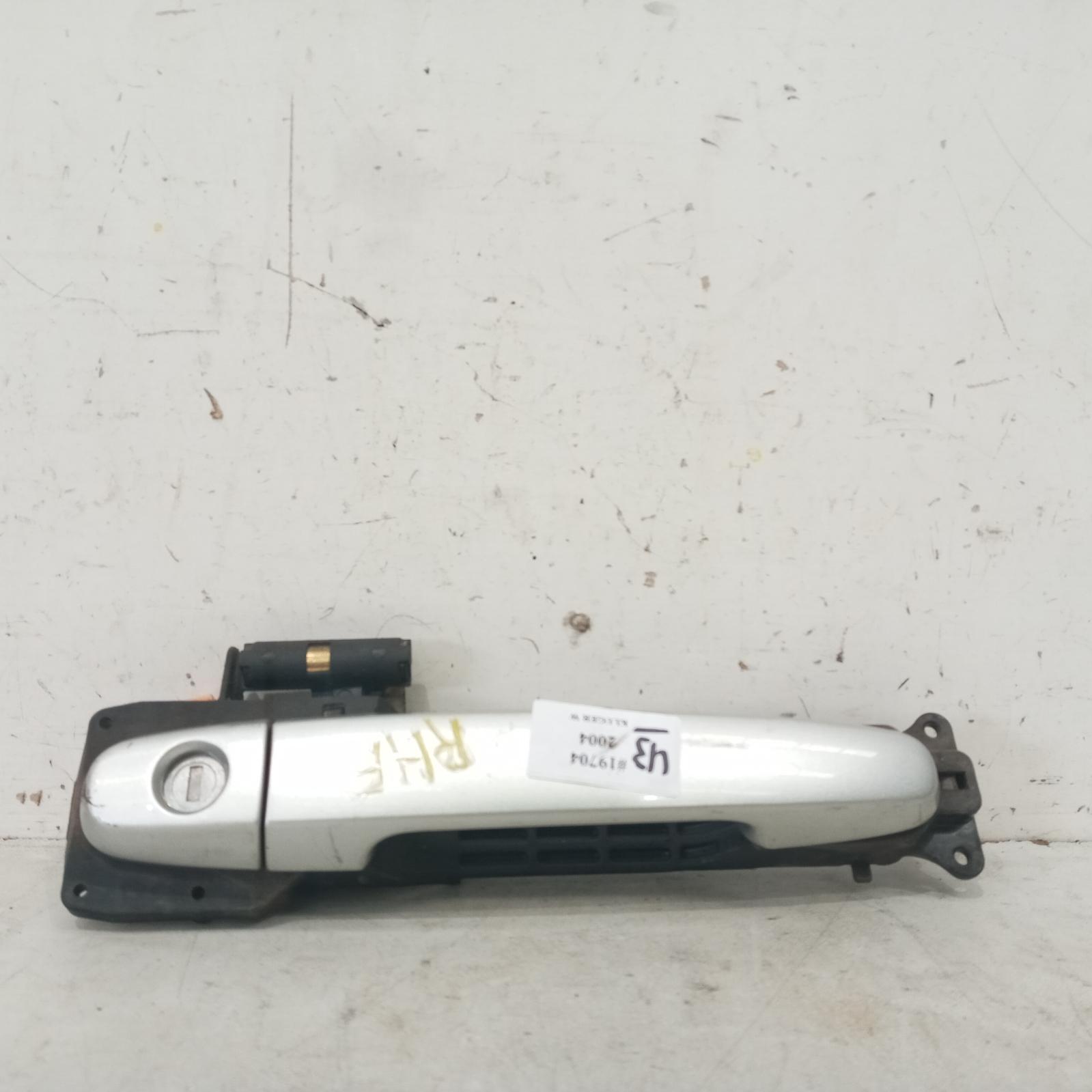 View Auto part Door Handle Toyota Kluger 2004