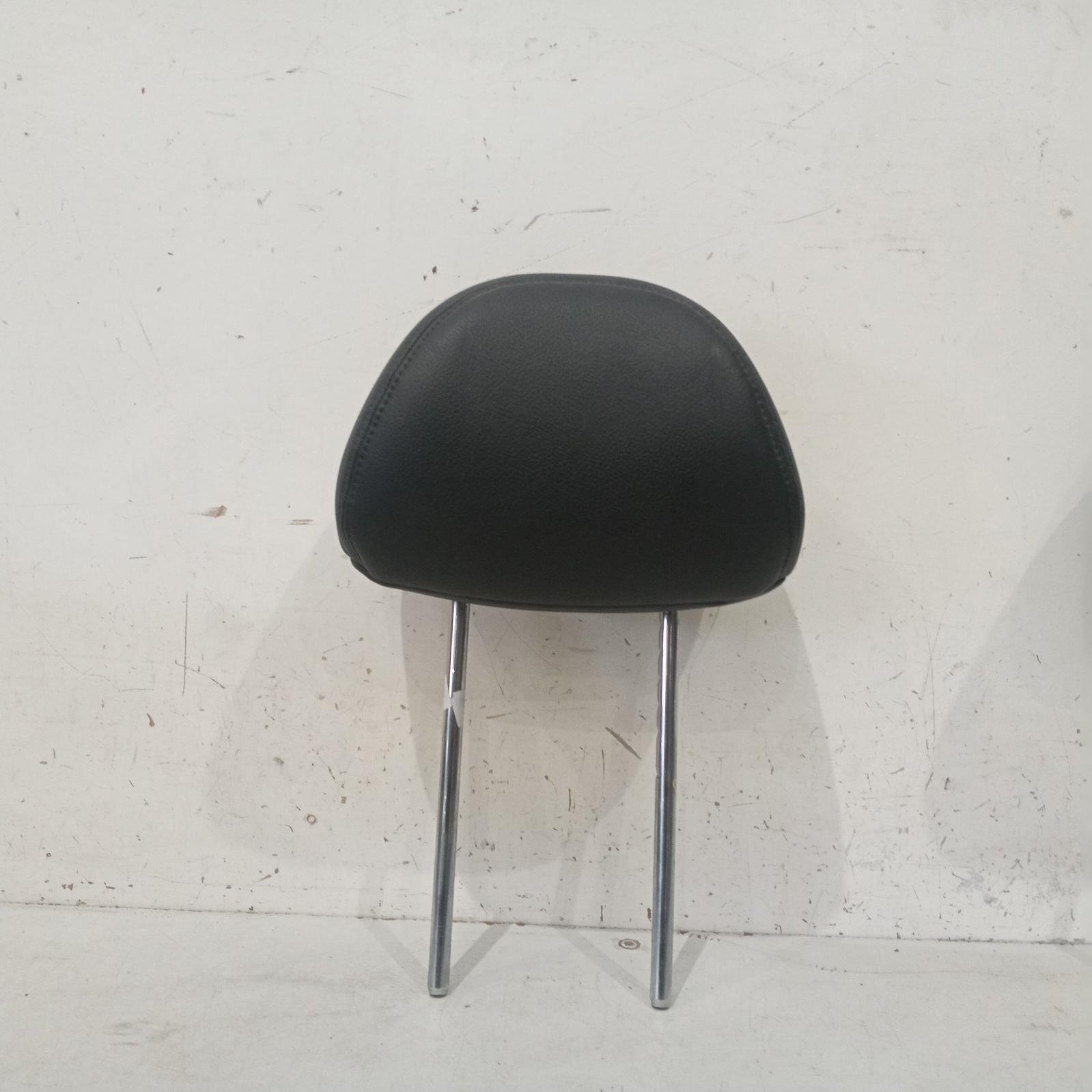 View Auto part Headrest Hyundai Ix35 2013