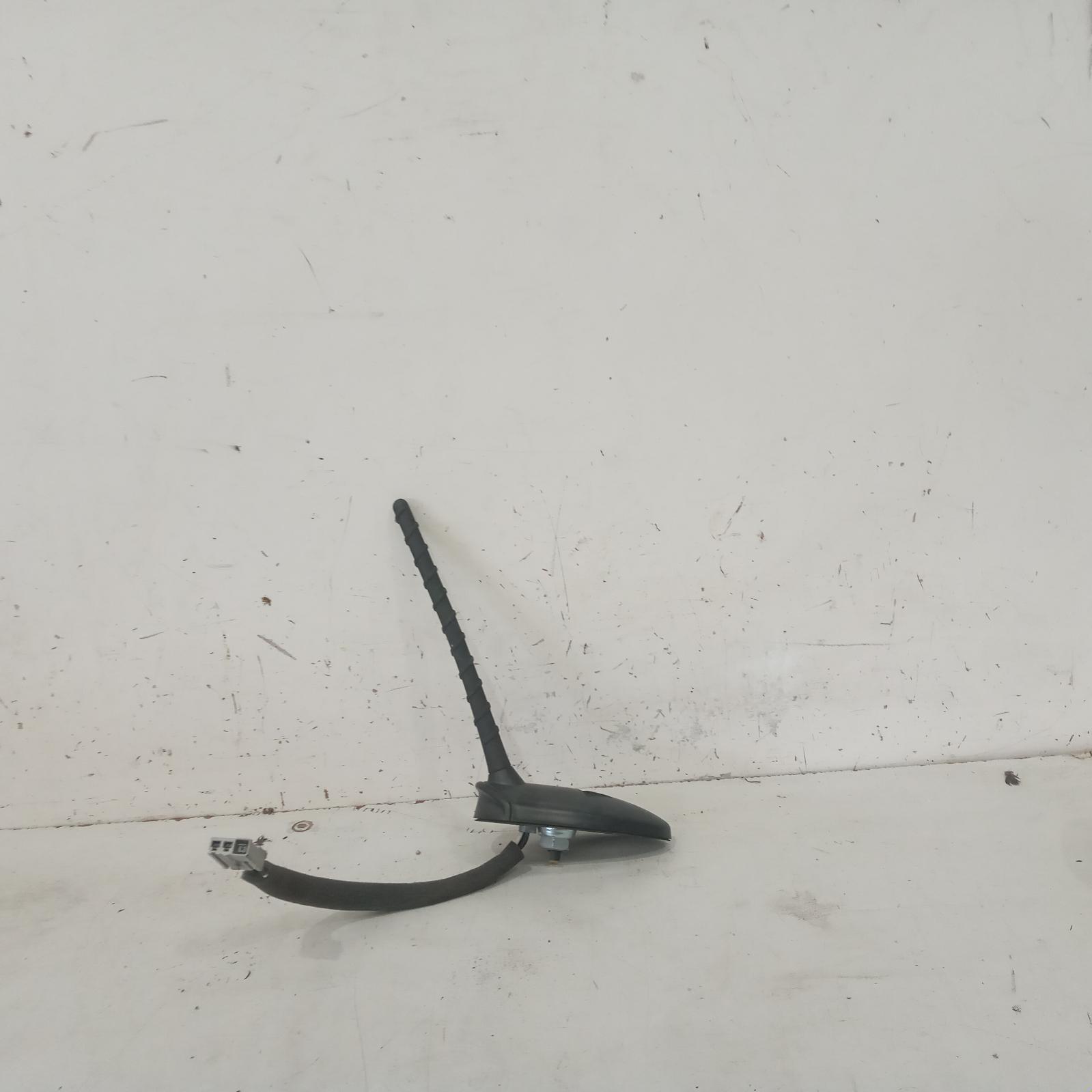 View Auto part Antenna Hyundai Ix35 2013