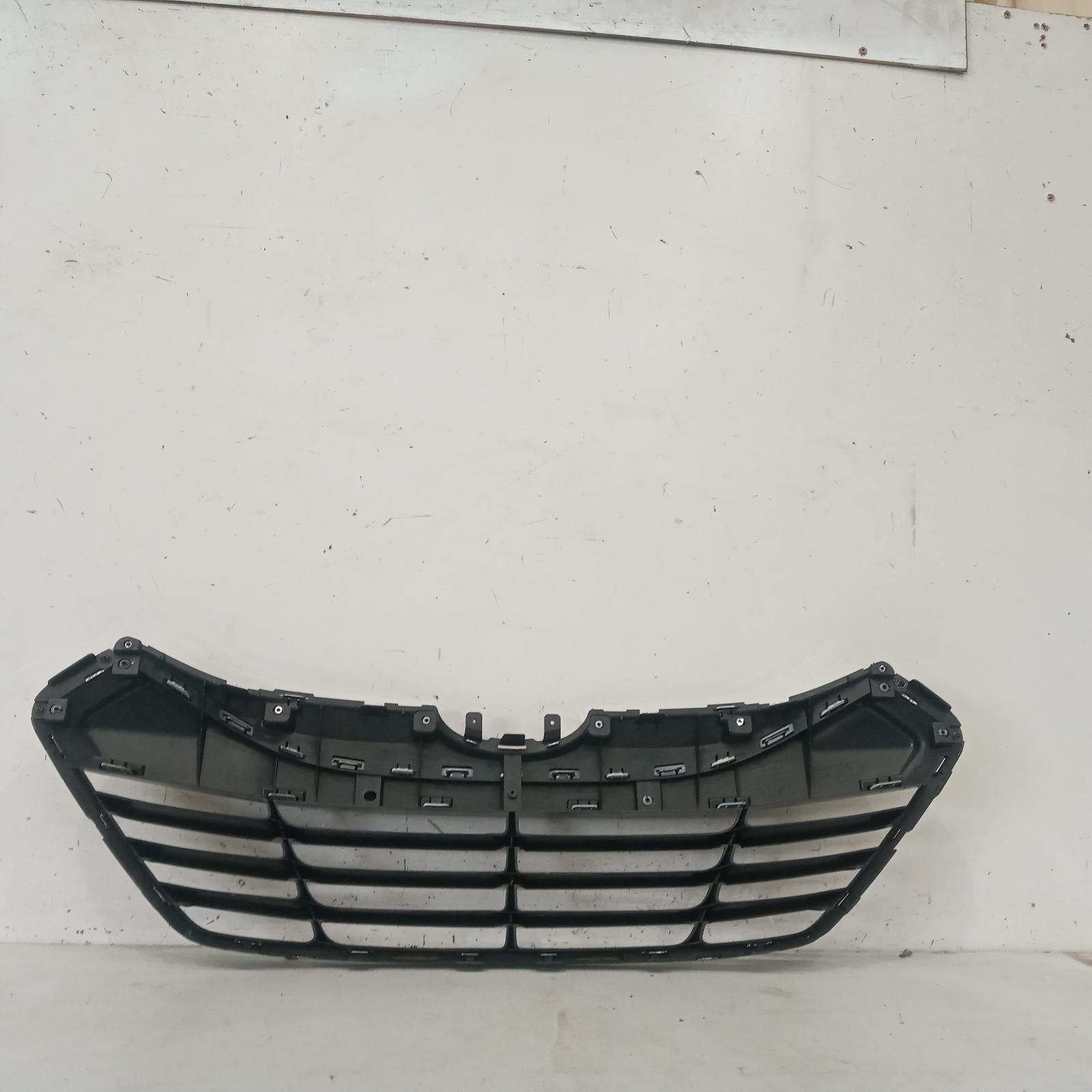 2013 Hyundai Ix35 Grille View Auto part Grille Hyundai Ix35 2013
