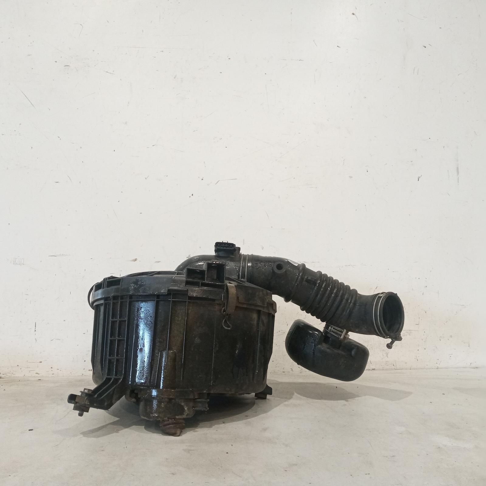 View Auto part Air Cleaner/Box Toyota Hilux 2007