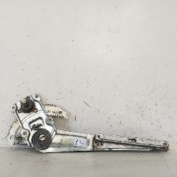 View Auto part Right Front Window Reg/Motor Toyota Hiace 2002