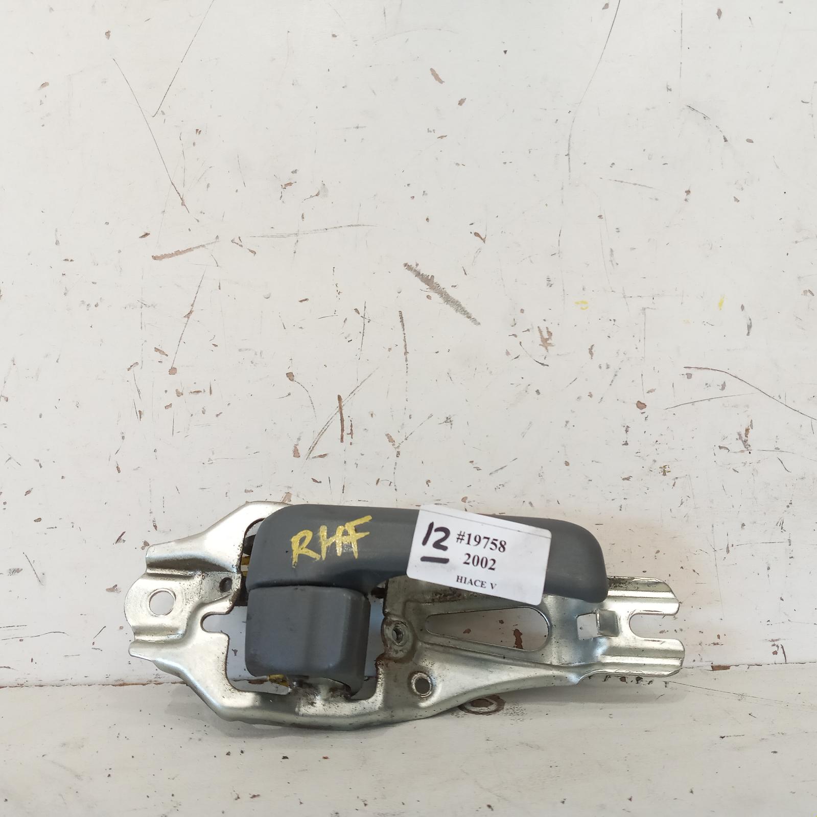 View Auto part Door Handle Toyota Hiace 2002