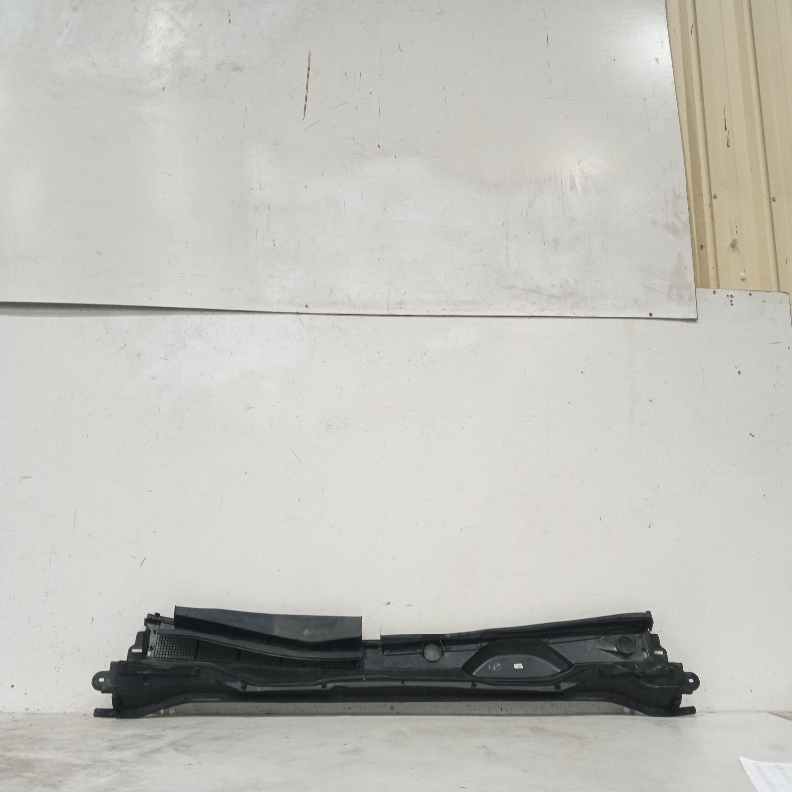 View Auto part Plenum Chamber Toyota Hilux 2017