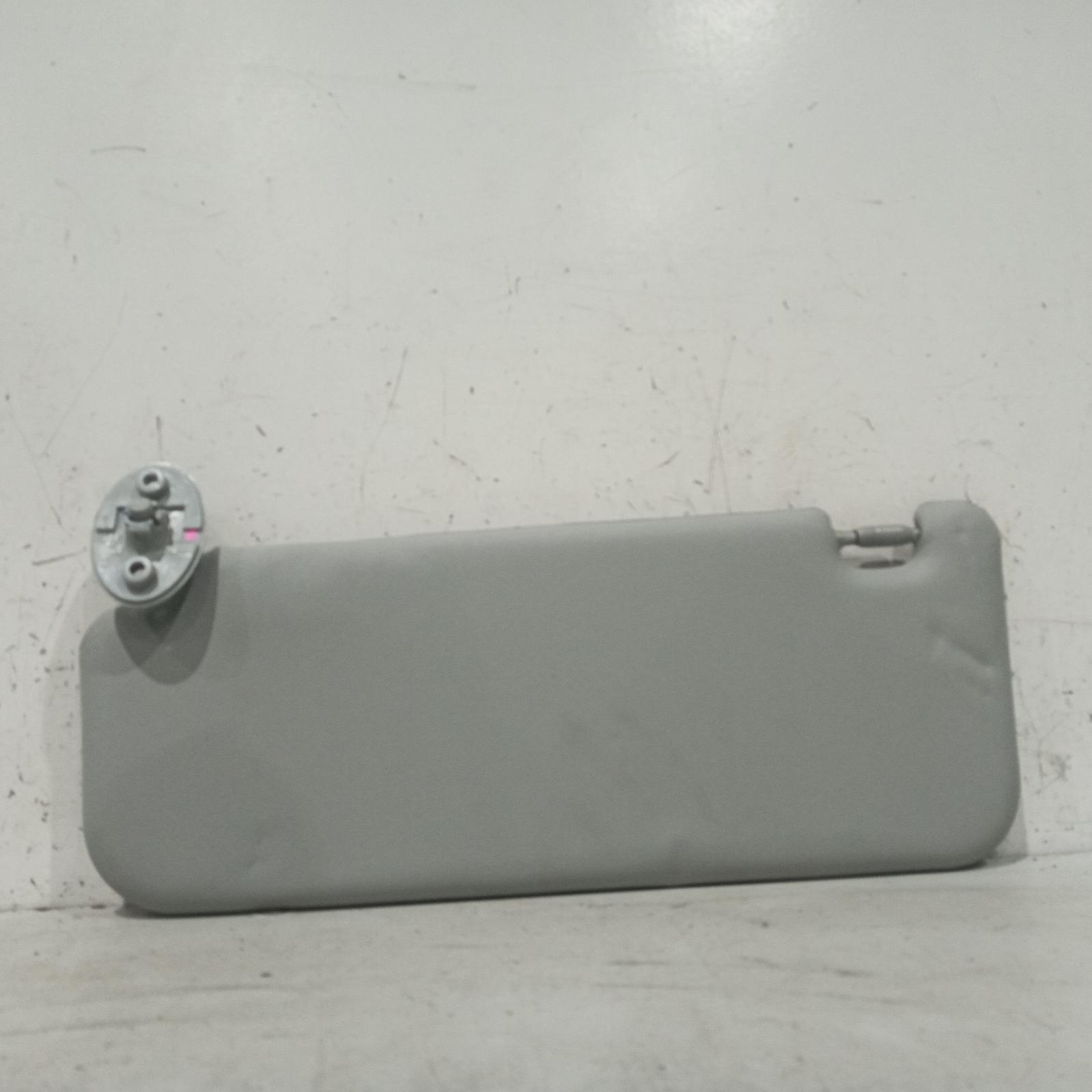 2022 Toyota Hilux Sunvisor View Auto part Sunvisor Toyota Hilux 2022