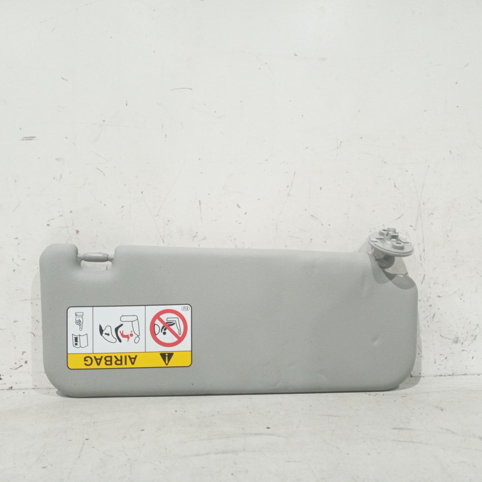 2022 Toyota Hilux Sunvisor View Auto part Sunvisor Toyota Hilux 2022