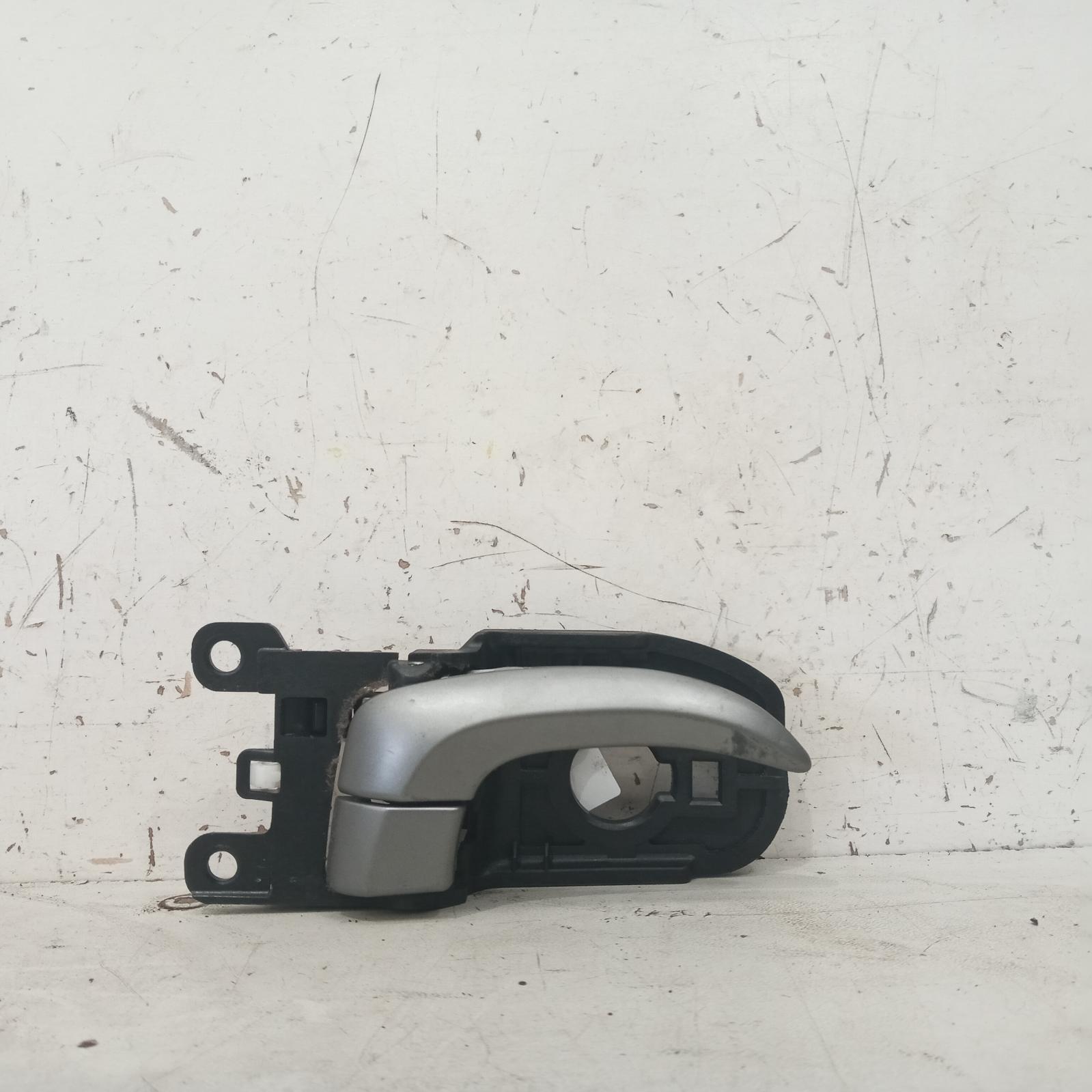 View Auto part Door Handle Hyundai Elantra 2015