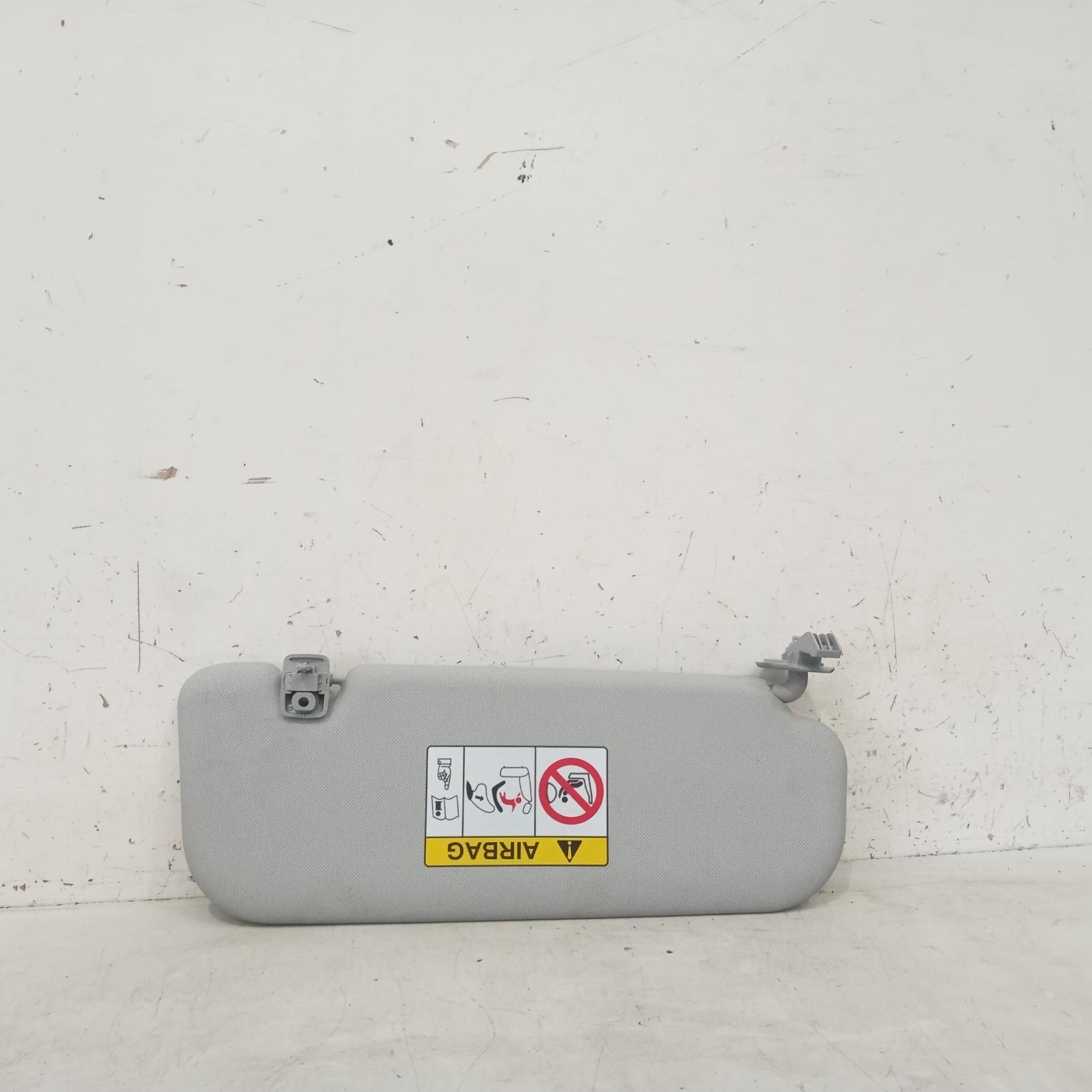 View Auto part Sunvisor Hyundai Elantra 2015
