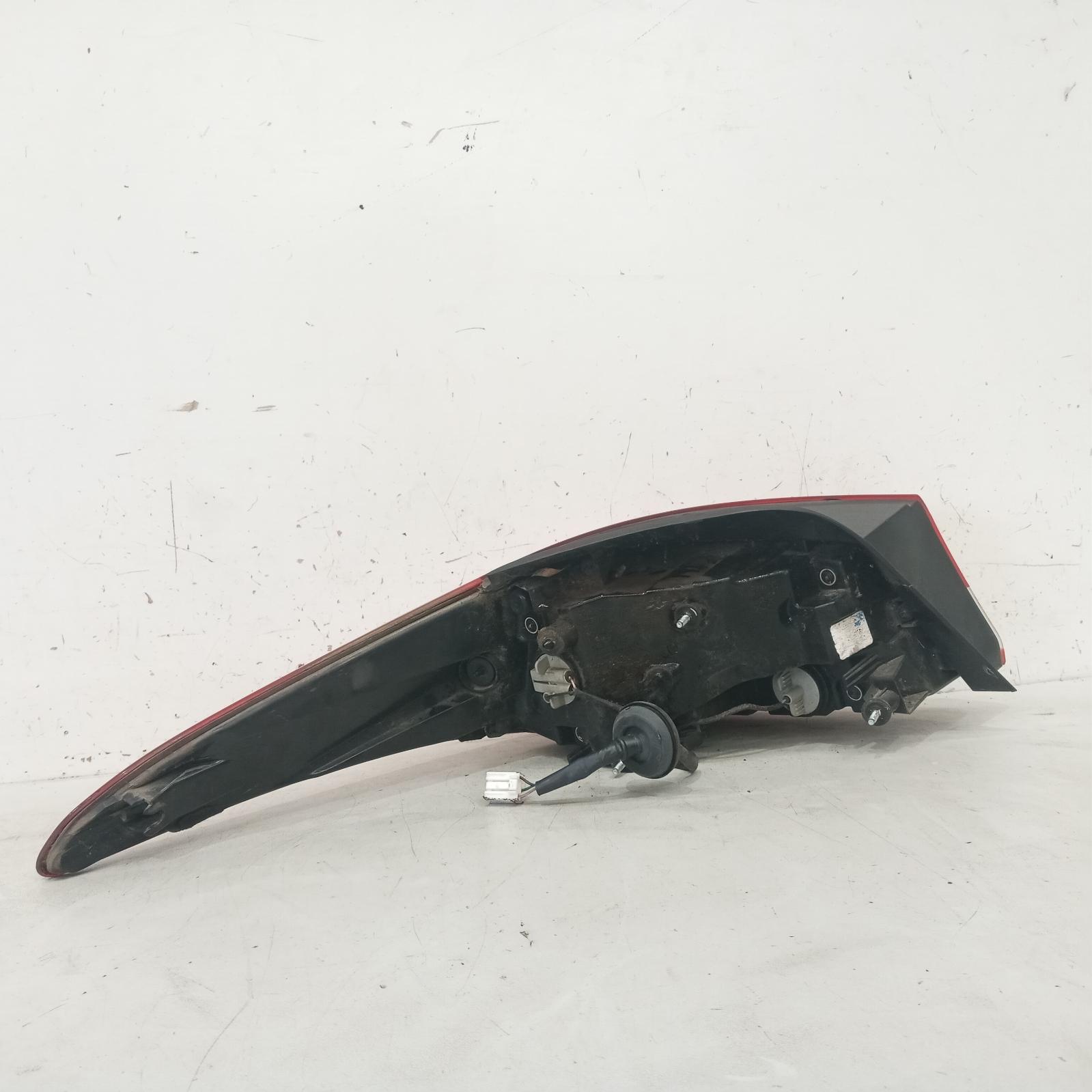 View Auto part Right Taillight Hyundai Elantra 2015