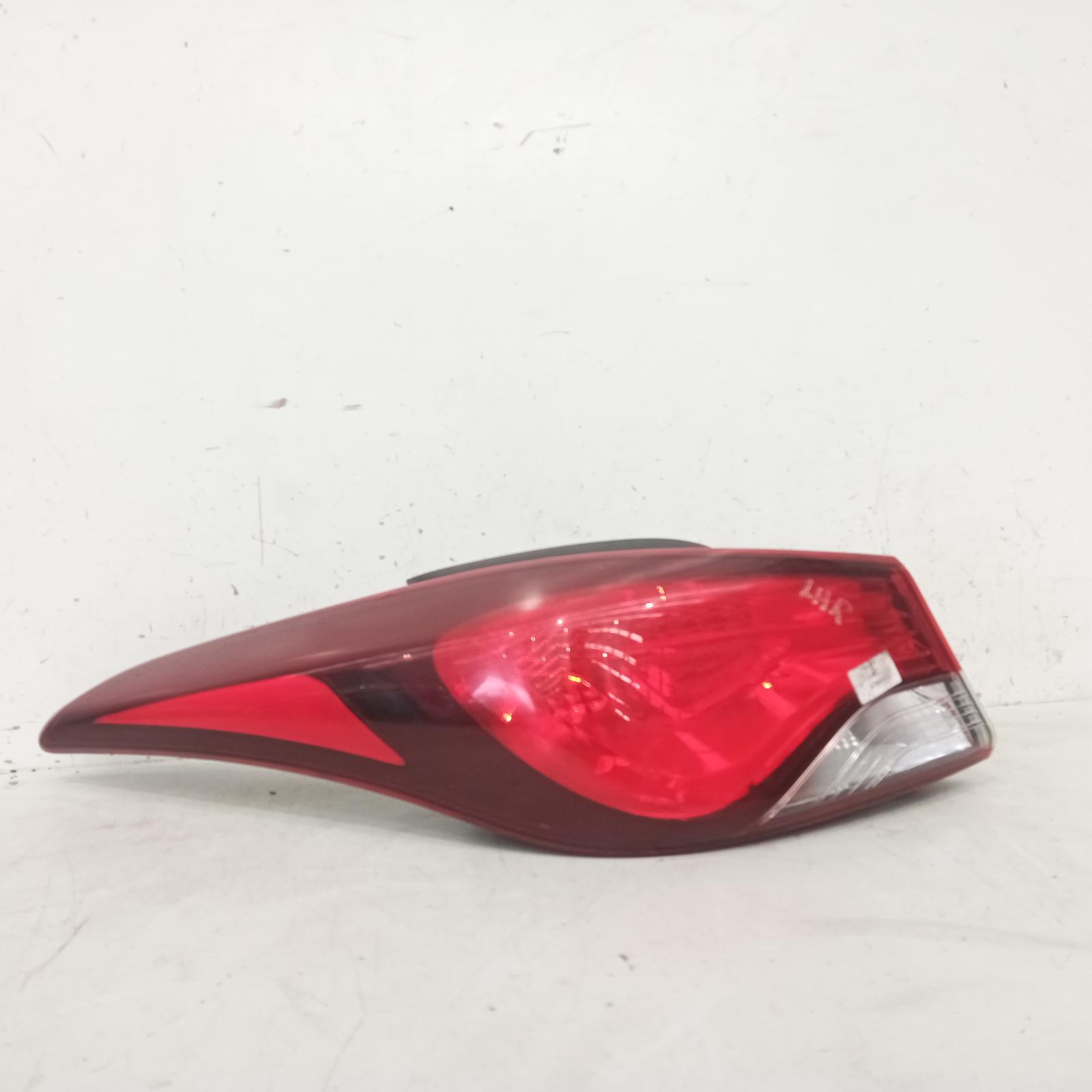 View Auto part Left Taillight Hyundai Elantra 2015