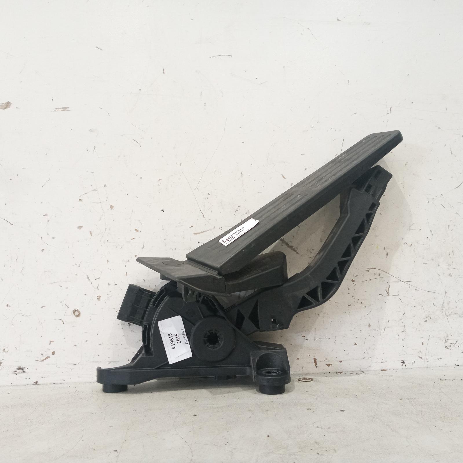 View Auto part Pedal Assembly Hyundai Elantra 2015