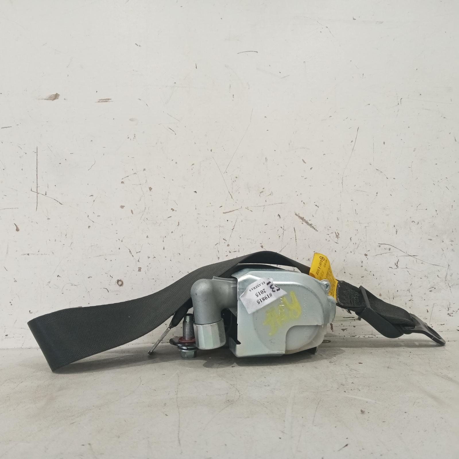 View Auto part Seatbelt/Stalk Hyundai Elantra 2015