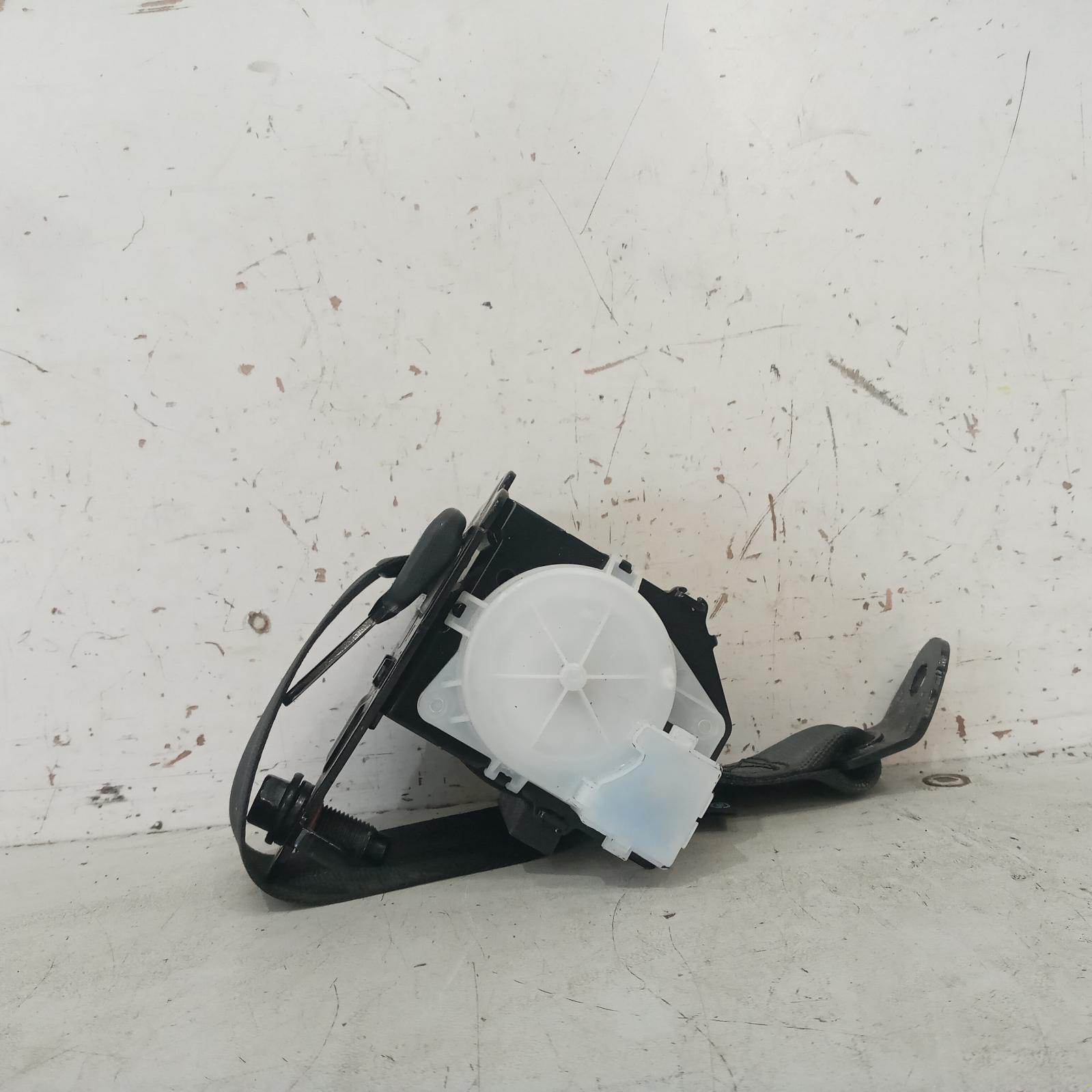 View Auto part Seatbelt/Stalk Hyundai Elantra 2015