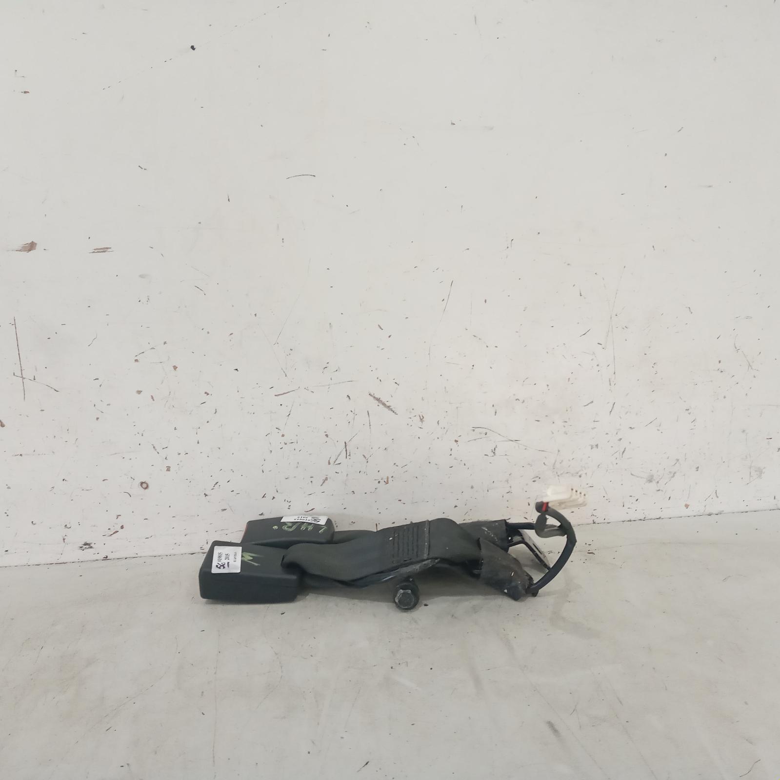 View Auto part Seatbelt/Stalk Hyundai Elantra 2015