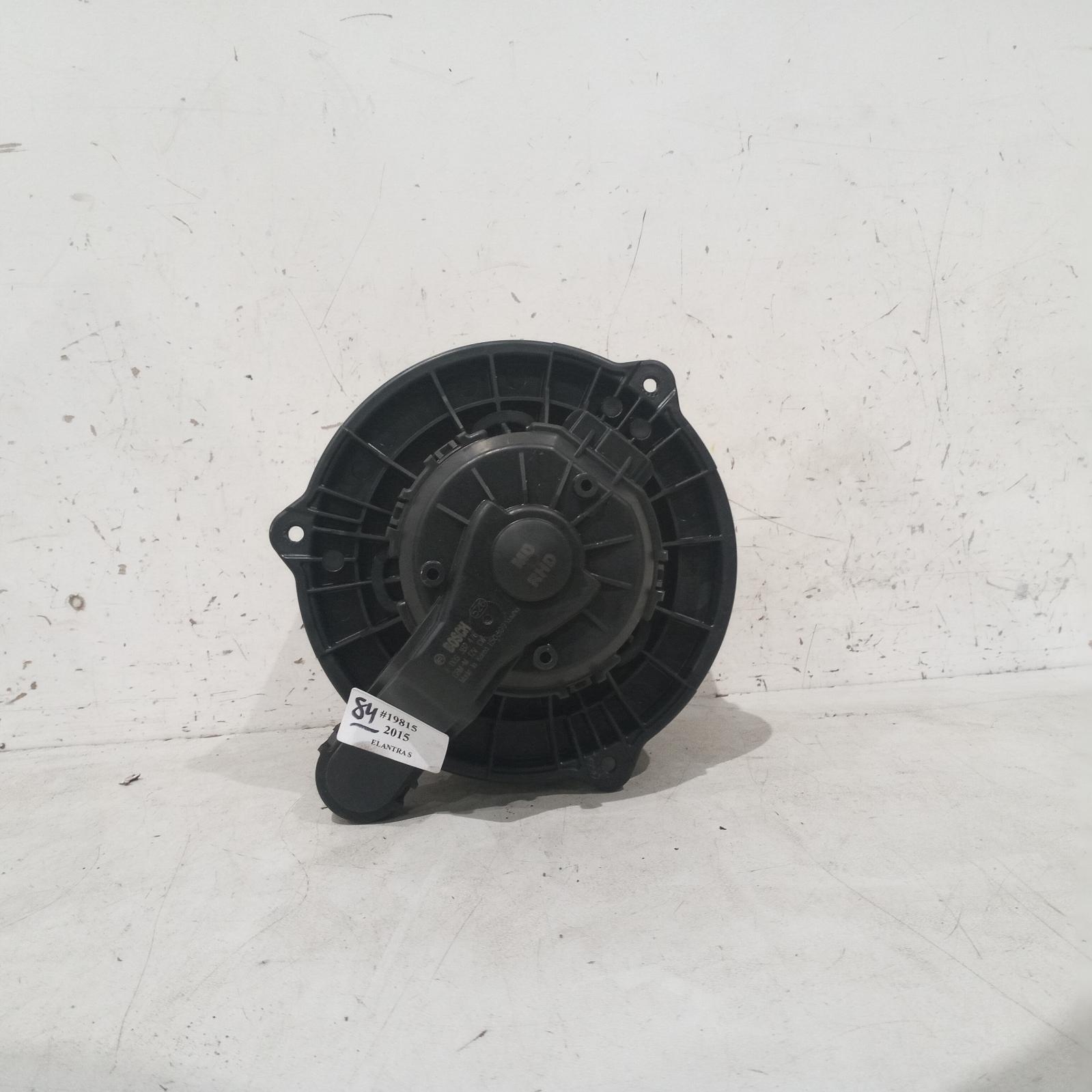 View Auto part Heater Fan Motor Hyundai Elantra 2015
