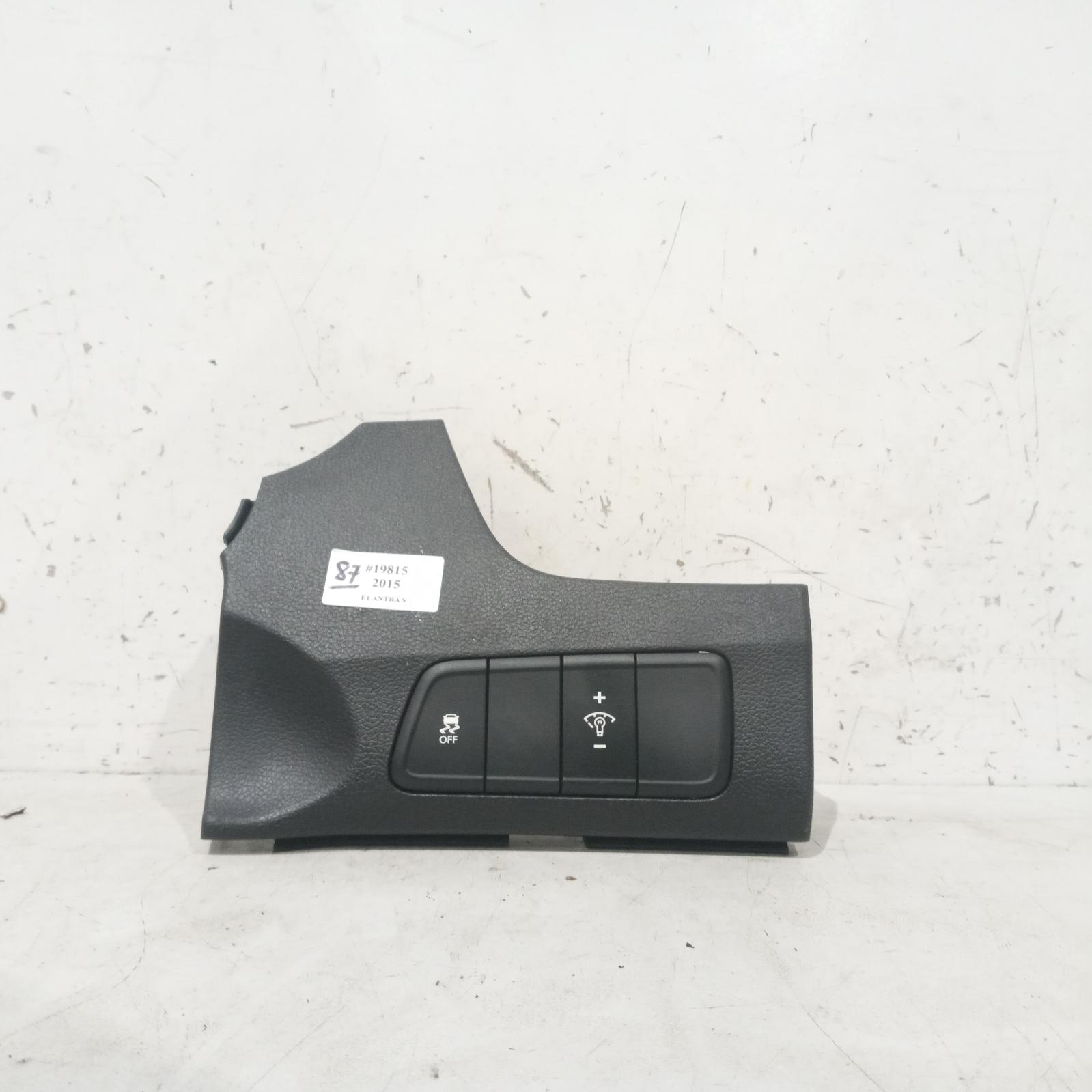 View Auto part Misc Switch/Relay Hyundai Elantra 2015