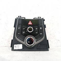 View Auto part Heater/Ac Controls Hyundai Elantra 2015