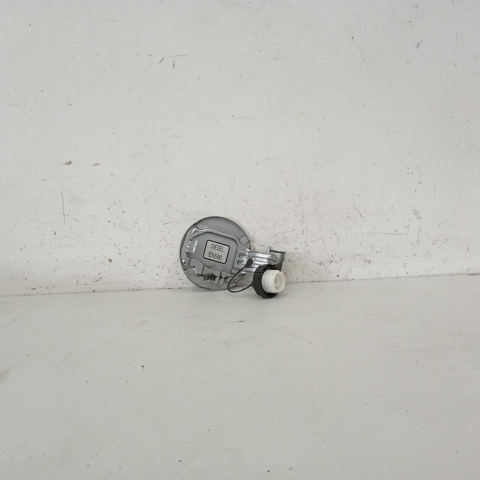 View Auto part Fuel Door / Filler Mitsubishi Asx 2011