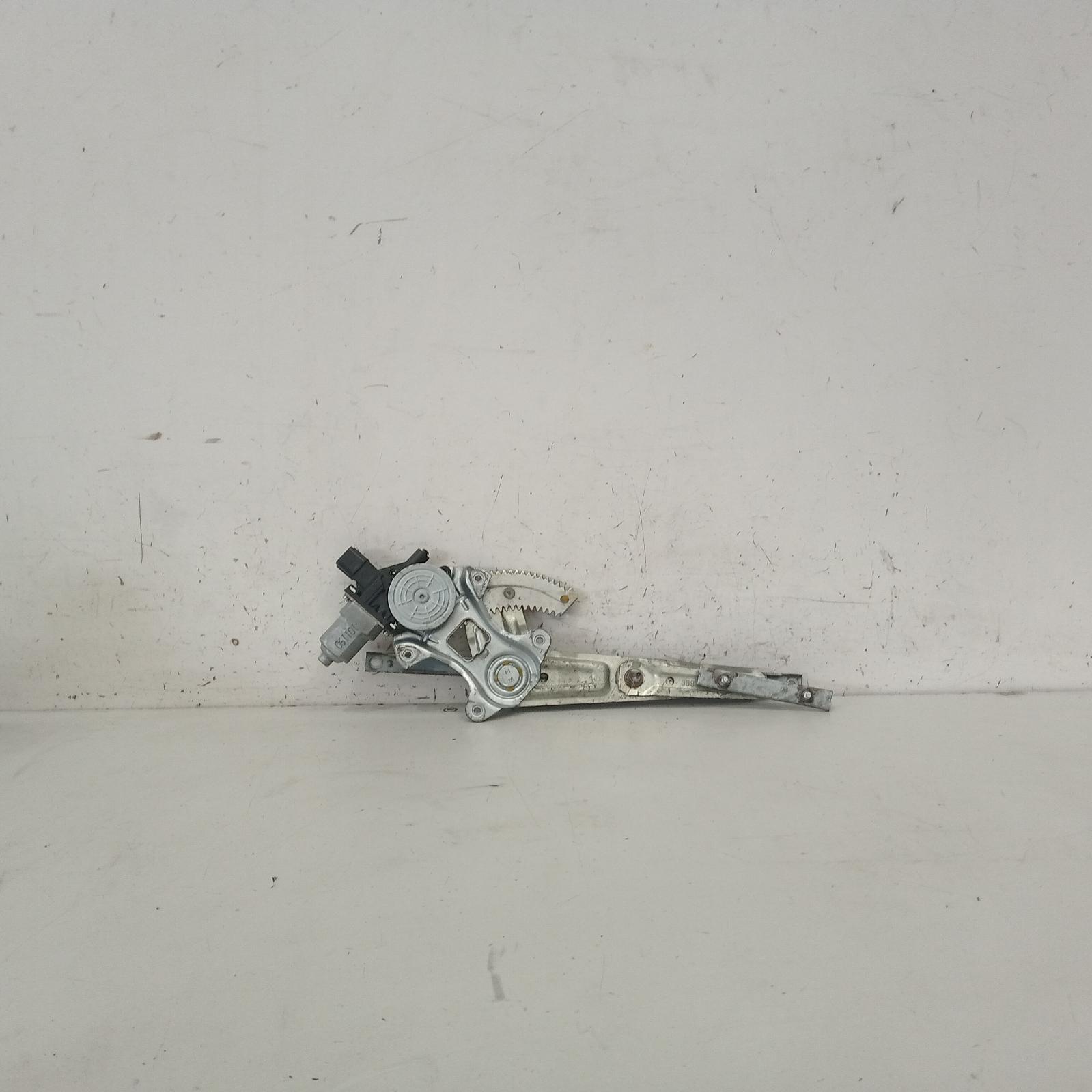 View Auto part Right Rear Wnd Reg/Motor Mitsubishi Asx 2011